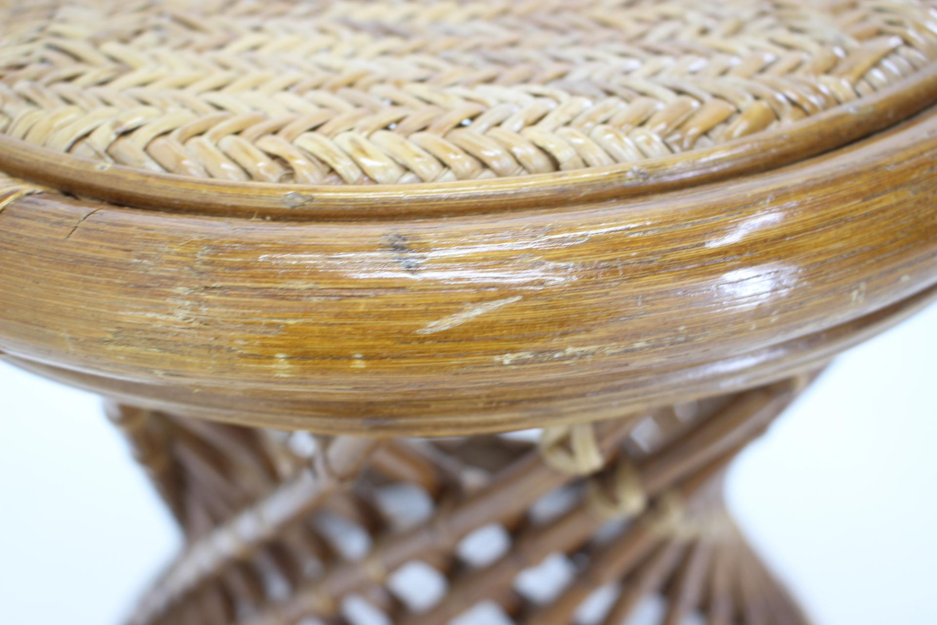 1980s Rattan Stool In Good Condition For Sale In Praha, CZ