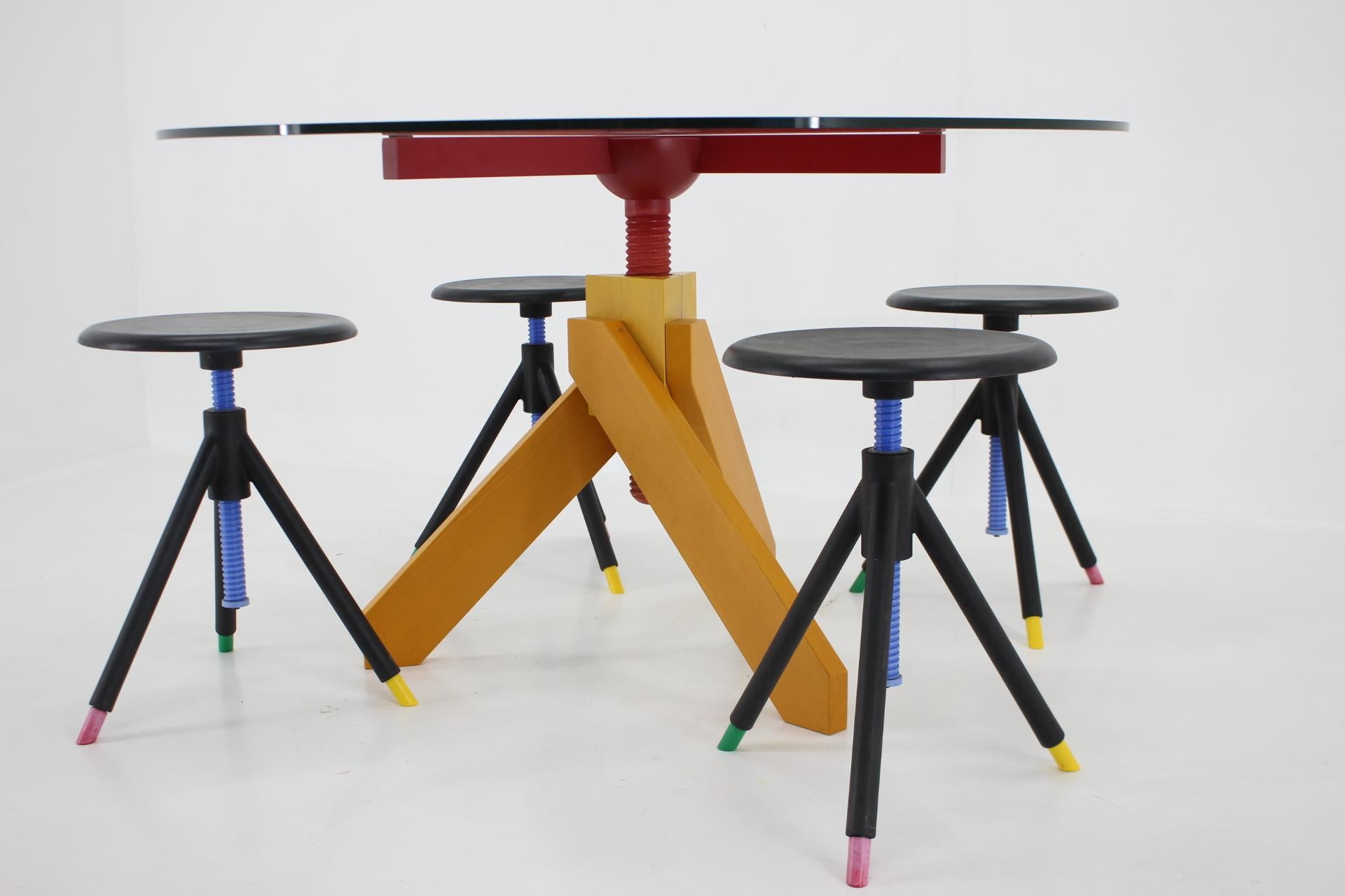 1980s Raul Barbieri Table and Stools for Rexite, Italy For Sale 7