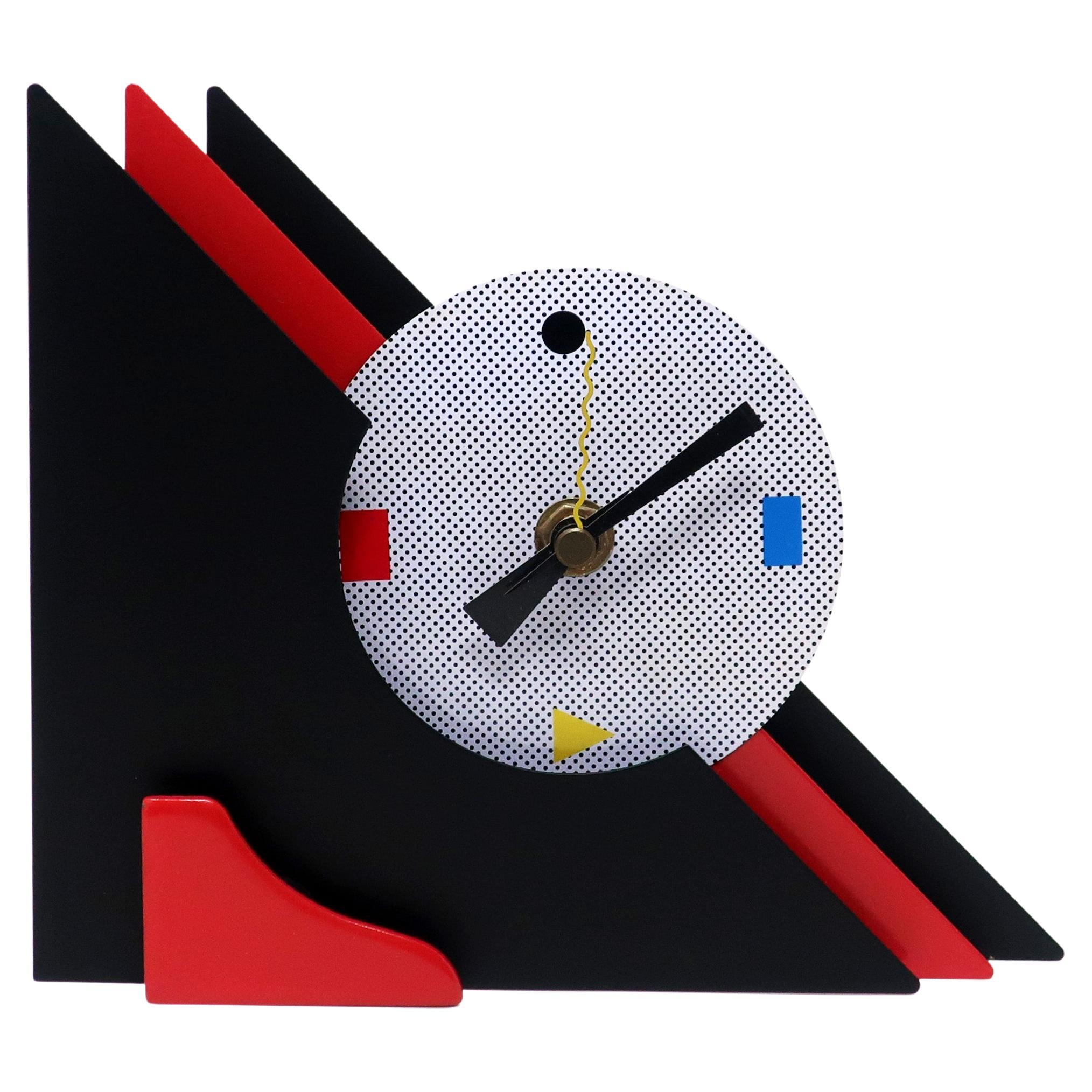 Horloge de bureau ou de cheminée des années 1980, rouge et noire, empilée