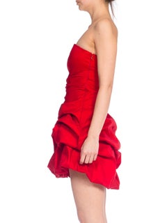 1980S Rotes Poly/Lycra Taft trägerloses Puffrock Cocktailkleid