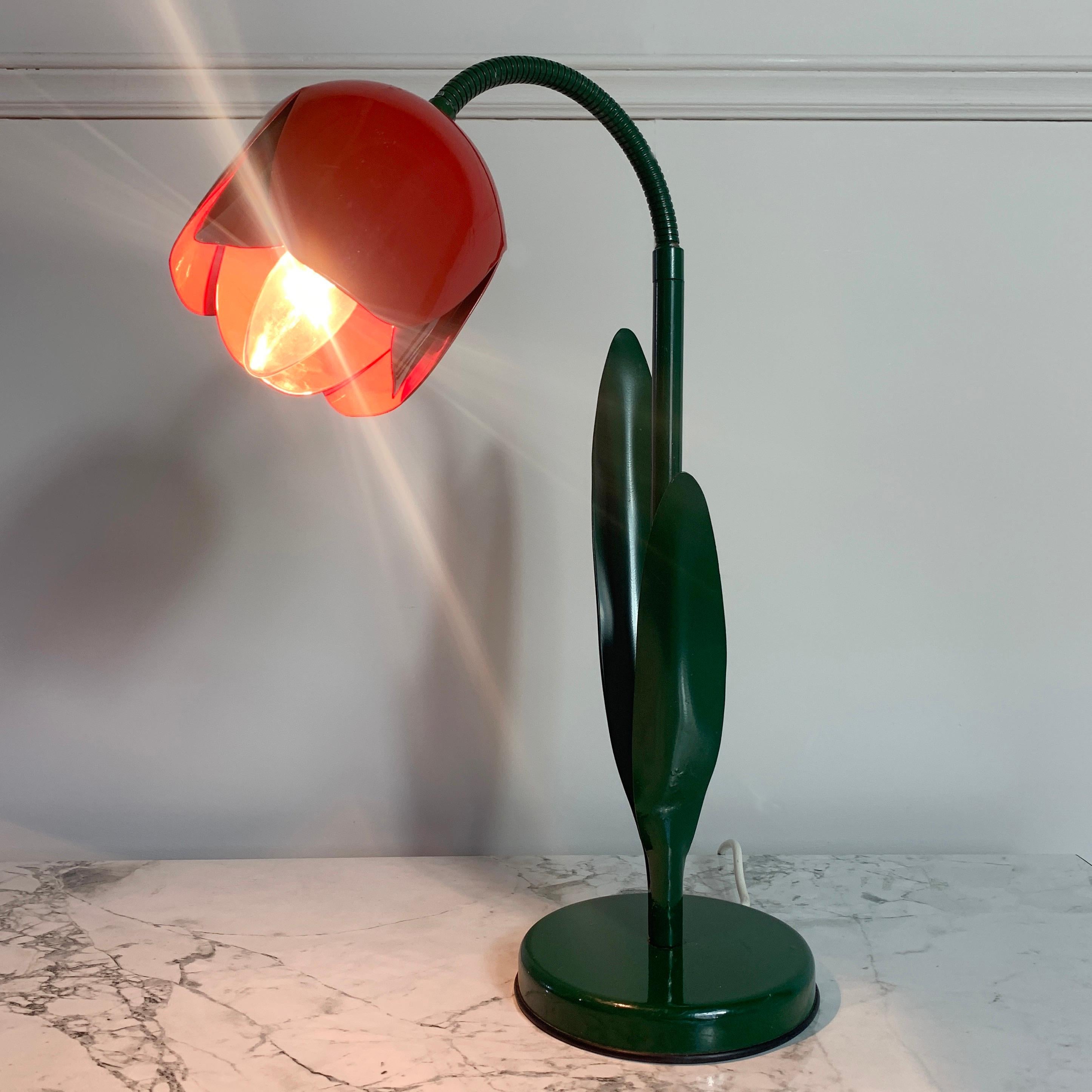 1980s Red Tulip Table Lamp by Bliss, UK 1