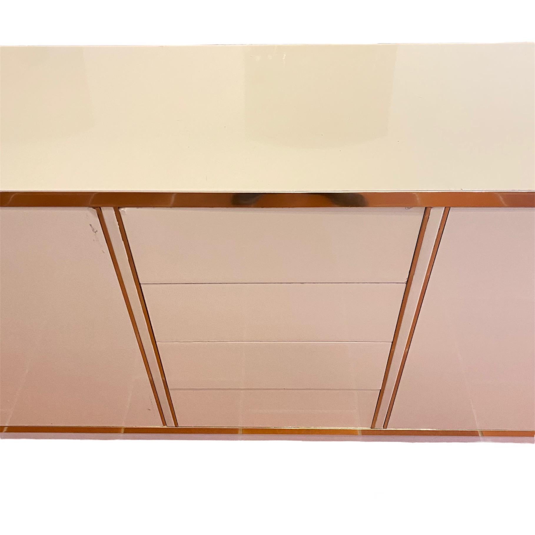 Italian 1980s Regency Hollywood Sideboard in Ivory Lacquered Wood