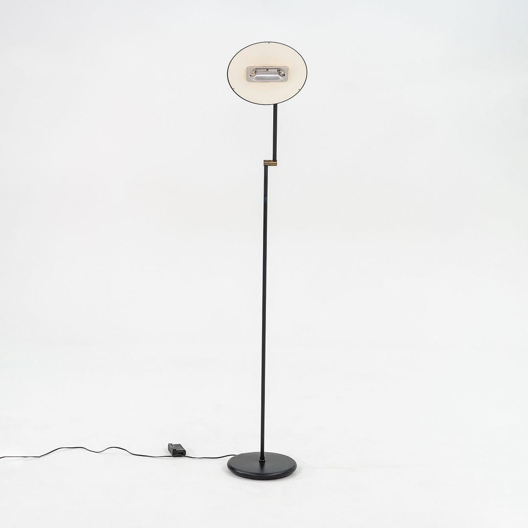 Lámpara de pie de acero Relux Milano de los años 80 en negro Made in Italy en venta 3