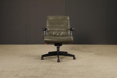 1980er Jahre Richard Sapper für Knoll Chefsessel in dunkelgrünem Leder