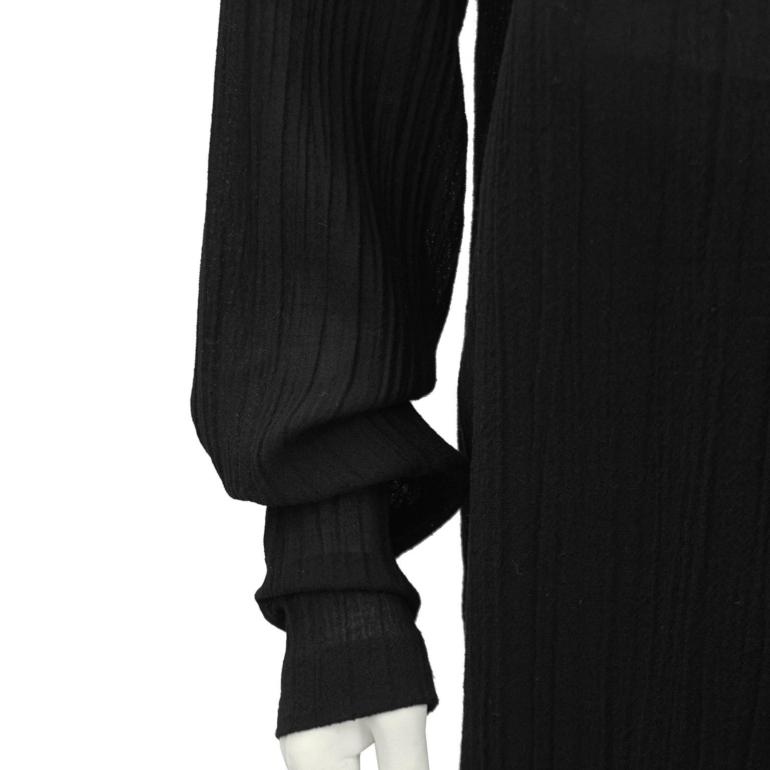 Romeo Gigli ensemble chemise et jupe noirs des années 1980  Bon état - En vente à Toronto, Ontario