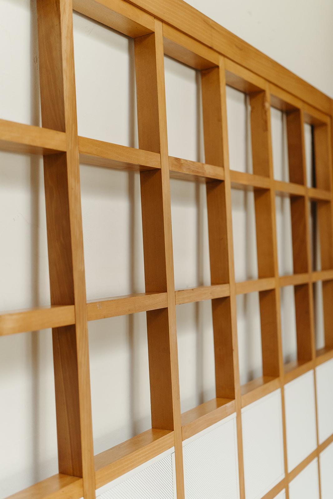 1980's roomdivider, created for IBM Montpellier, France by Marc Held In Good Condition For Sale In Brecht, BE