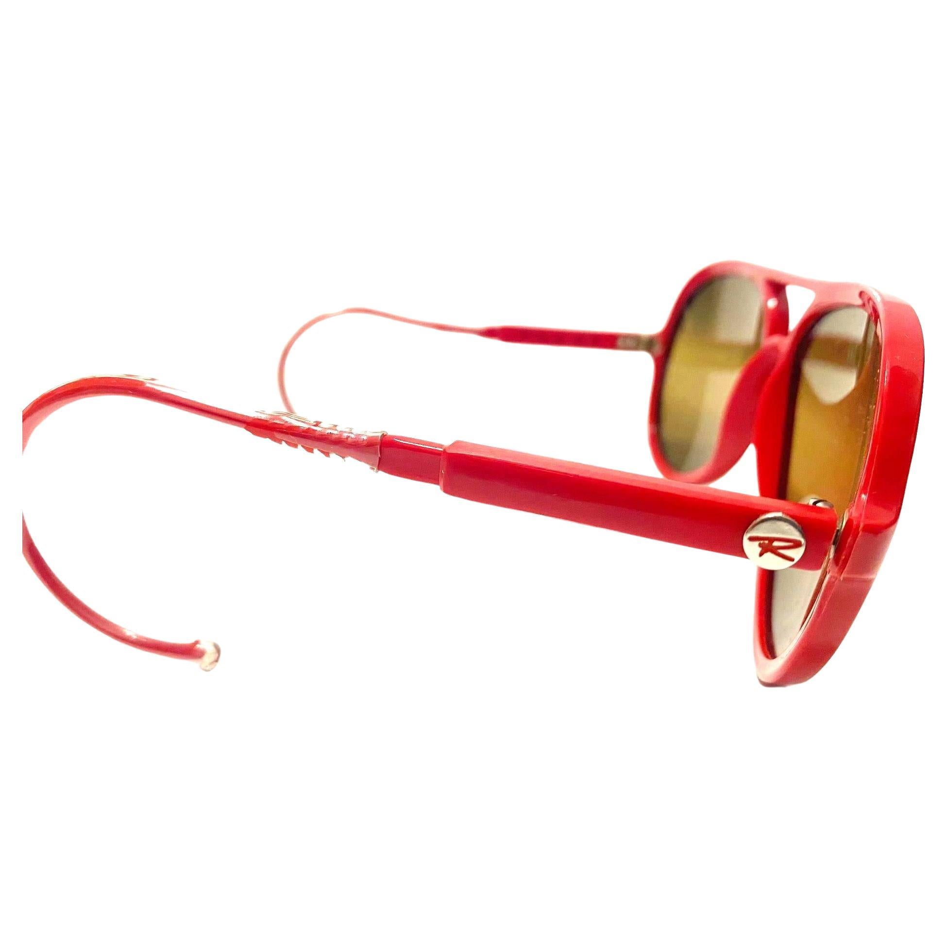  1980s Rossignol Mirrored Ski Red Adjustable Sunglasses In Good Condition In London, GB