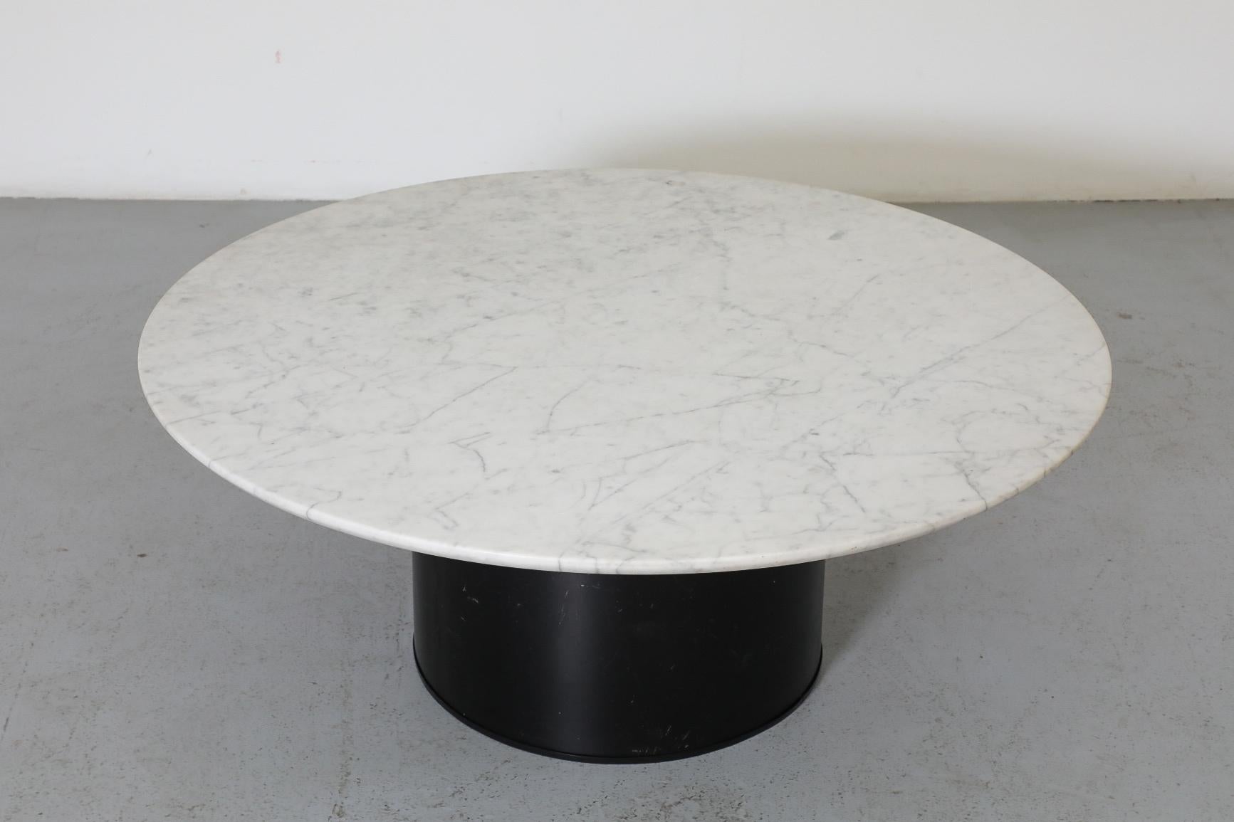 1980s Round Metaform Marble Top Coffee Table with Wide Black Enameled Drum Base For Sale 9
