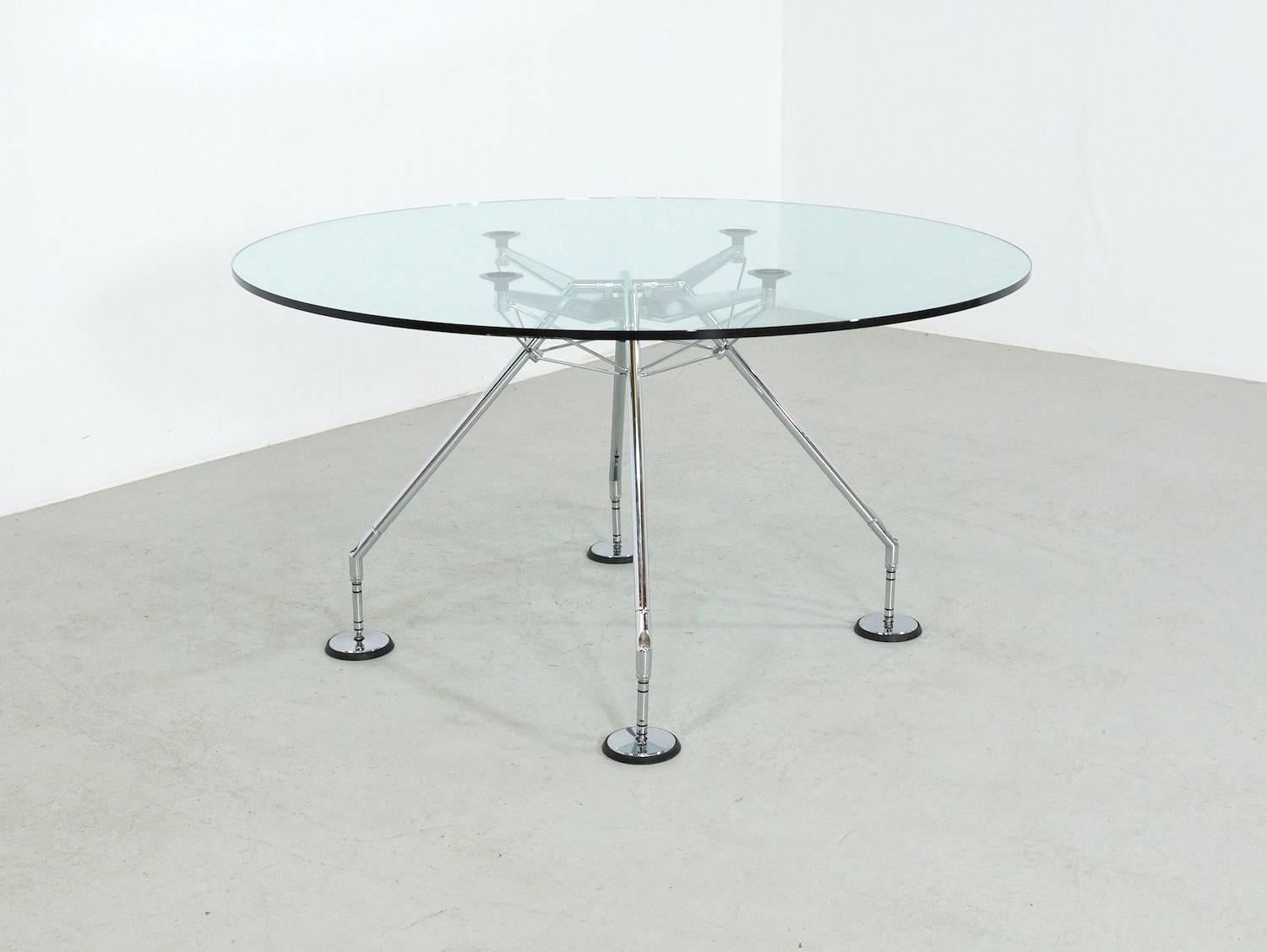 1980s Round Tecno Nomos Table by Sir Norman Foster In Good Condition In 's Heer Arendskerke, NL