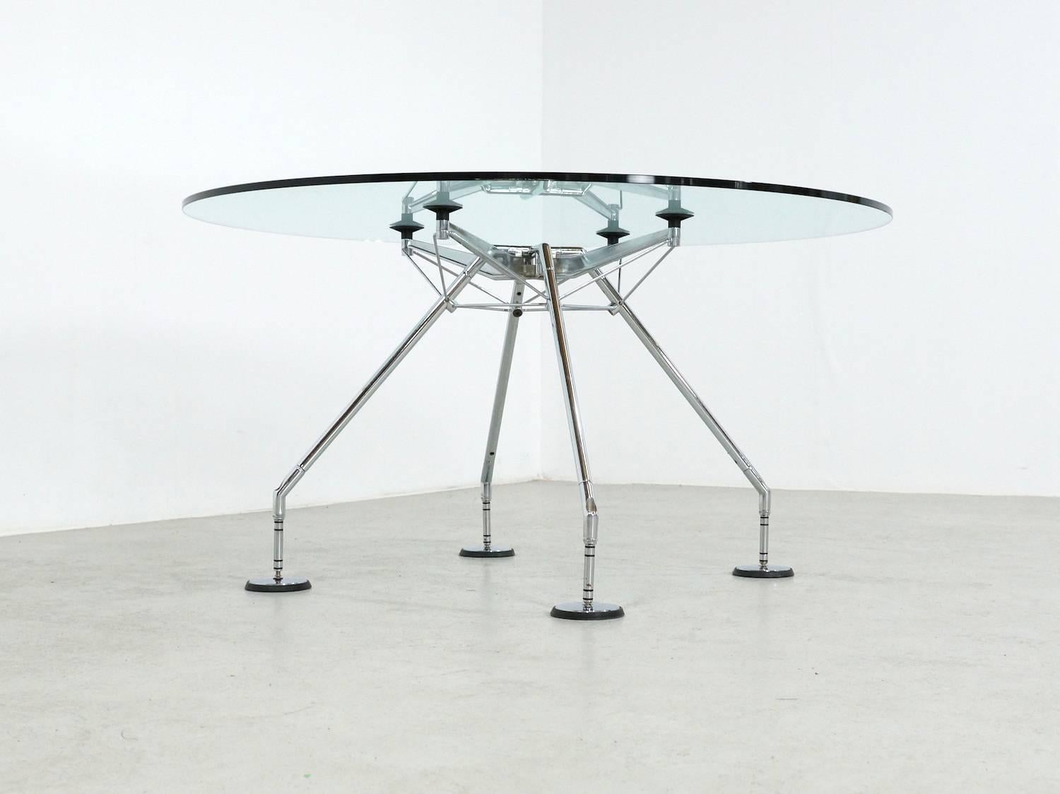 Glass 1980s Round Tecno Nomos Table by Sir Norman Foster