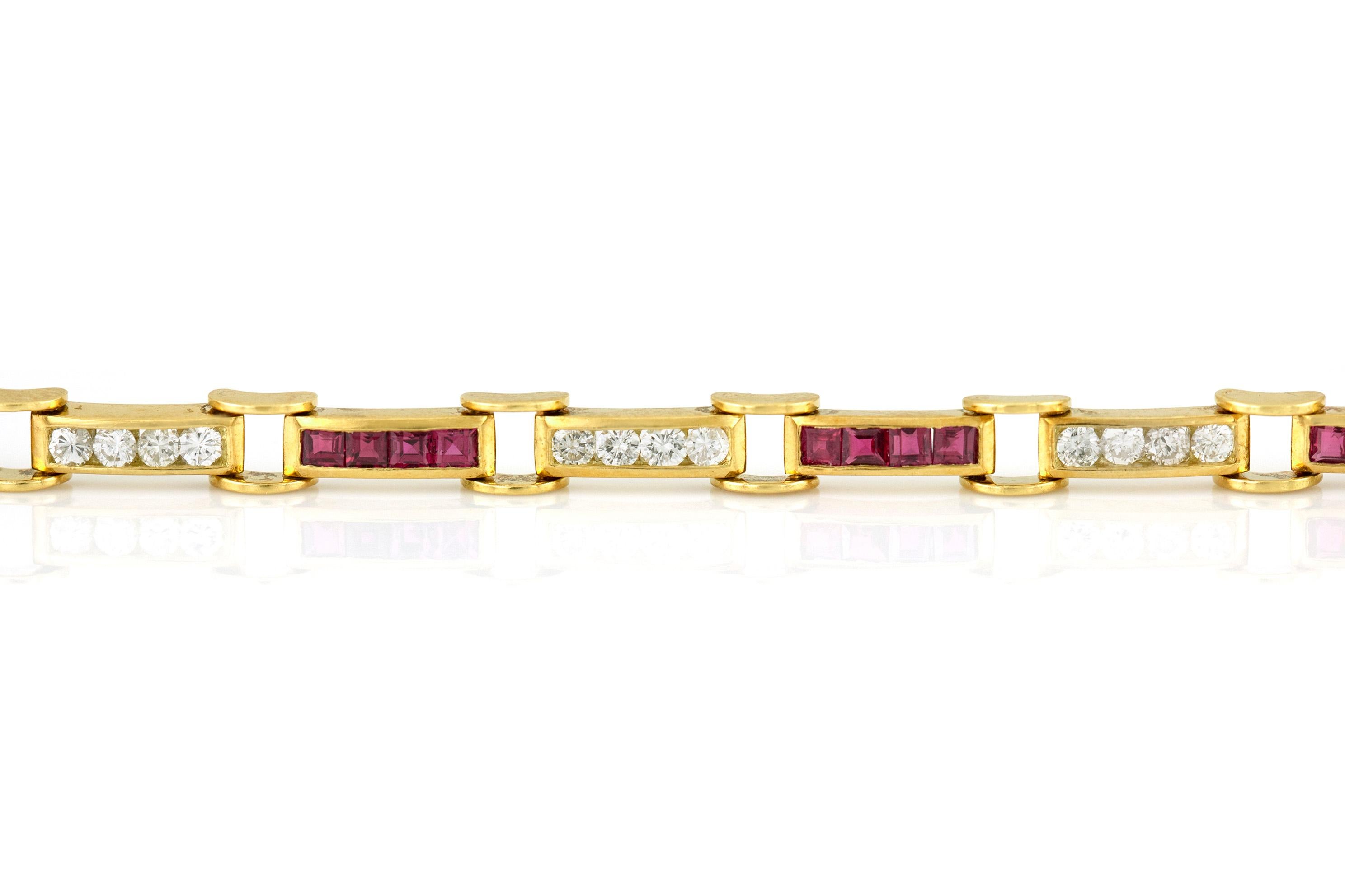 Round Cut 1980s Ruby and Diamond Links Braceclet