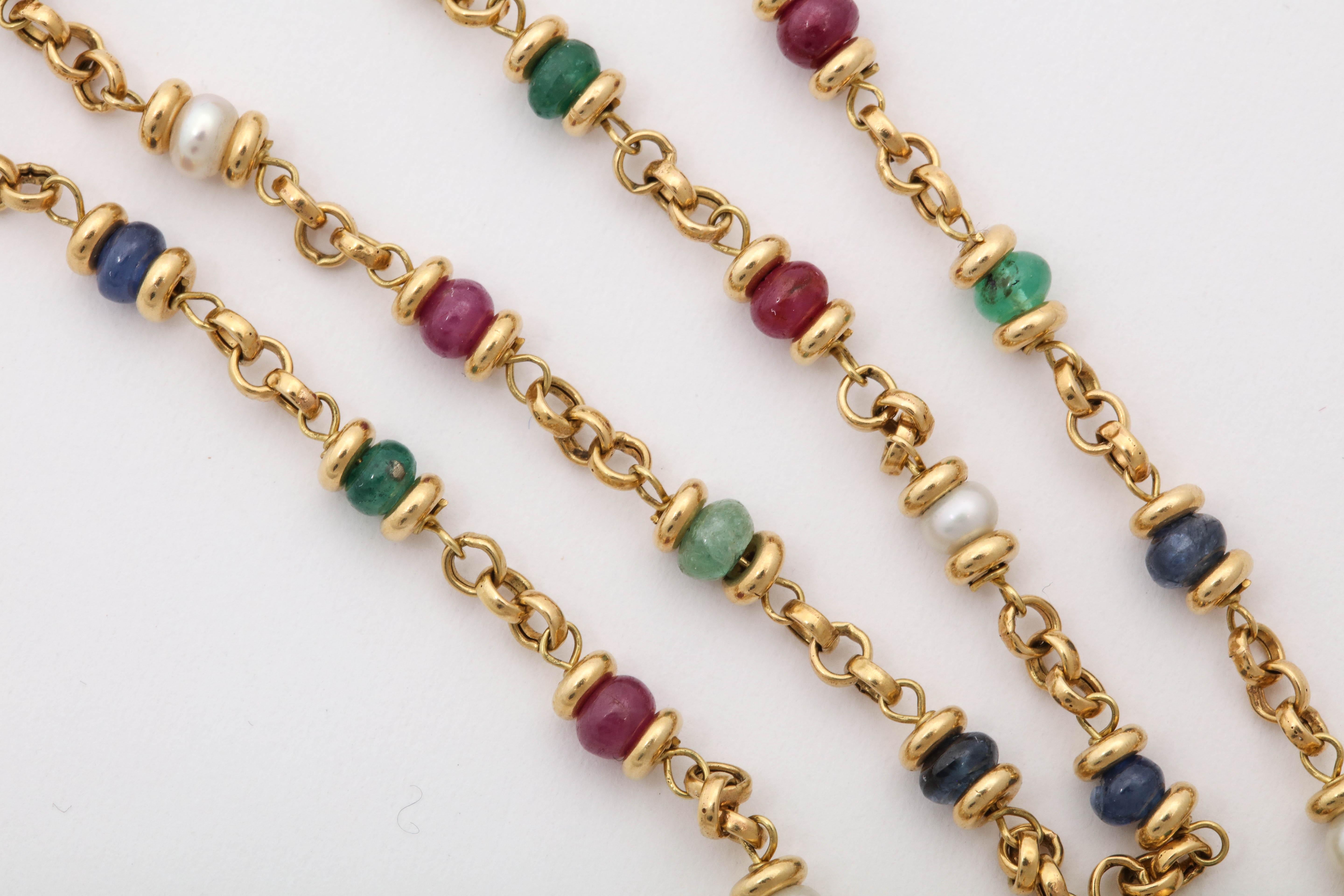 1980s Ruby, Sapphire, Emerald and Pearl Open Link Gold Chain Necklace In Good Condition In New York, NY