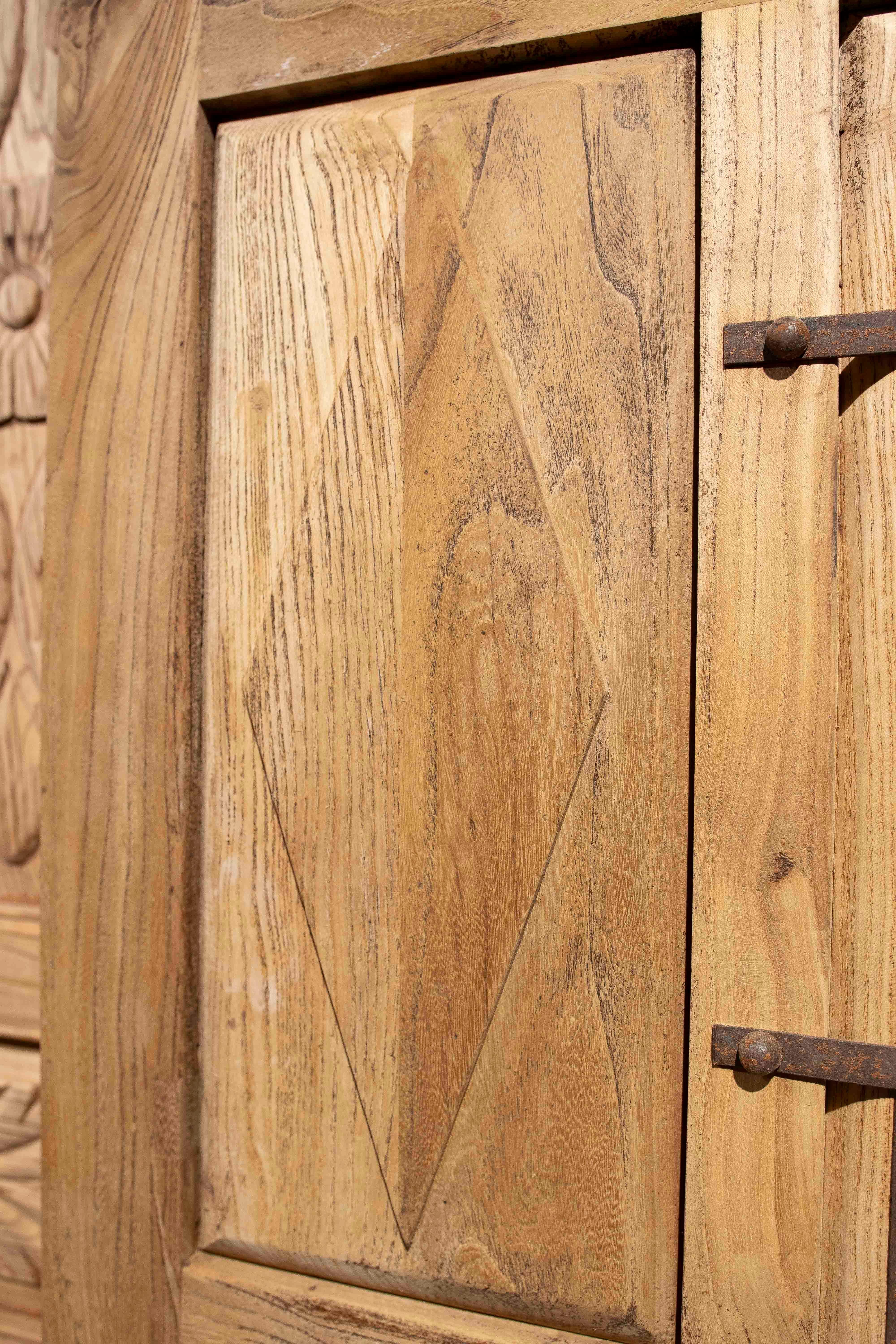 1980s Rustic Elm Wood Door with Nails and Decorative Grille For Sale 9