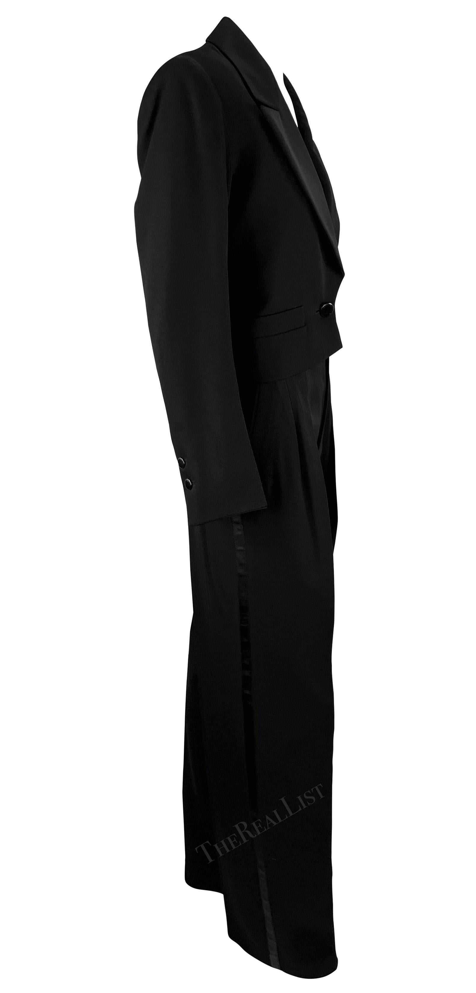 1980 Saint Laurent Rive Gauche Cropped Le Smoking Tuxedo Satin Black Pantsuit en vente 2