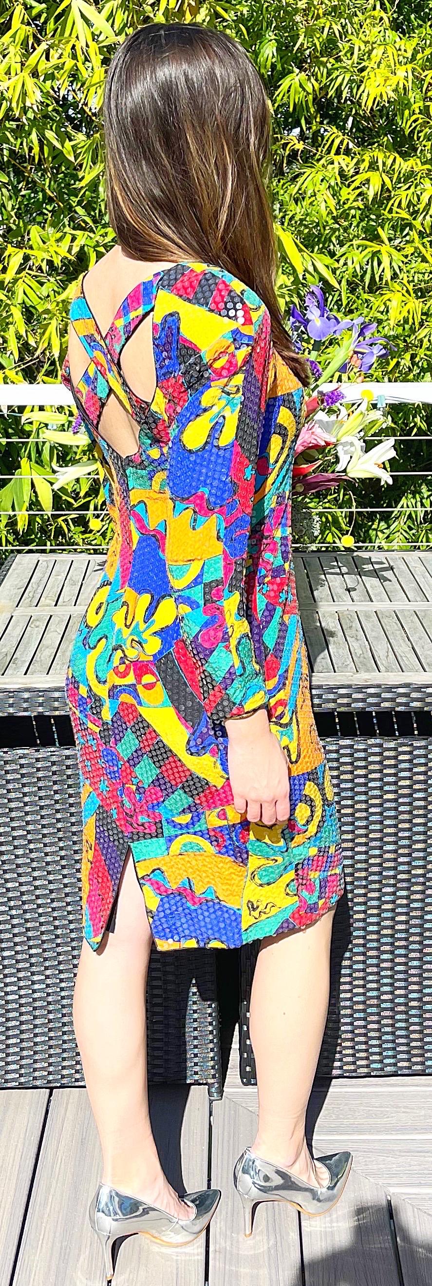 1980s Saks 5th Avenue Size 6 /8 Fully Sequined Colorful Graffiti Print 80s Dress For Sale 9