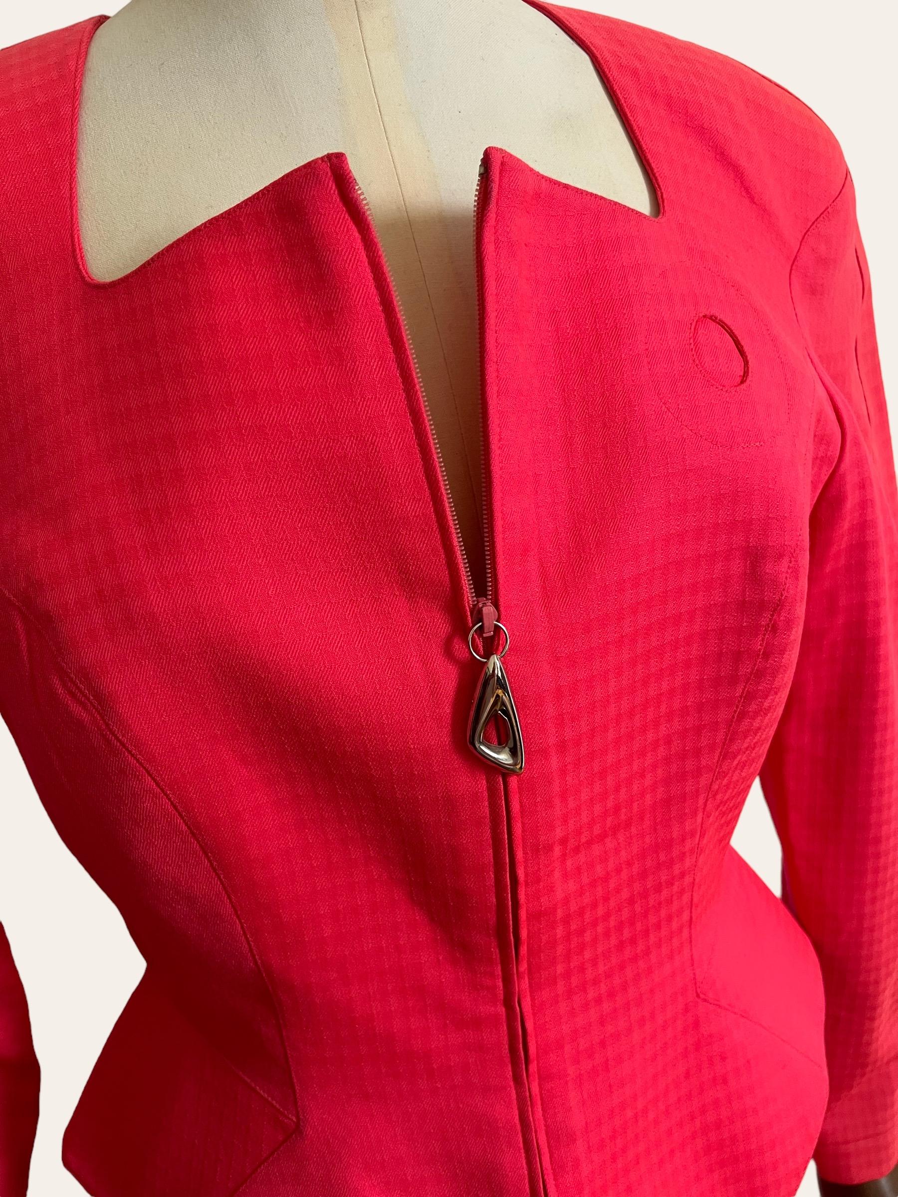 1980's Salmon Fluo Pink Thierry Mugler Vintage Skirt & Jacket Suit In Fair Condition For Sale In Sheffield, GB