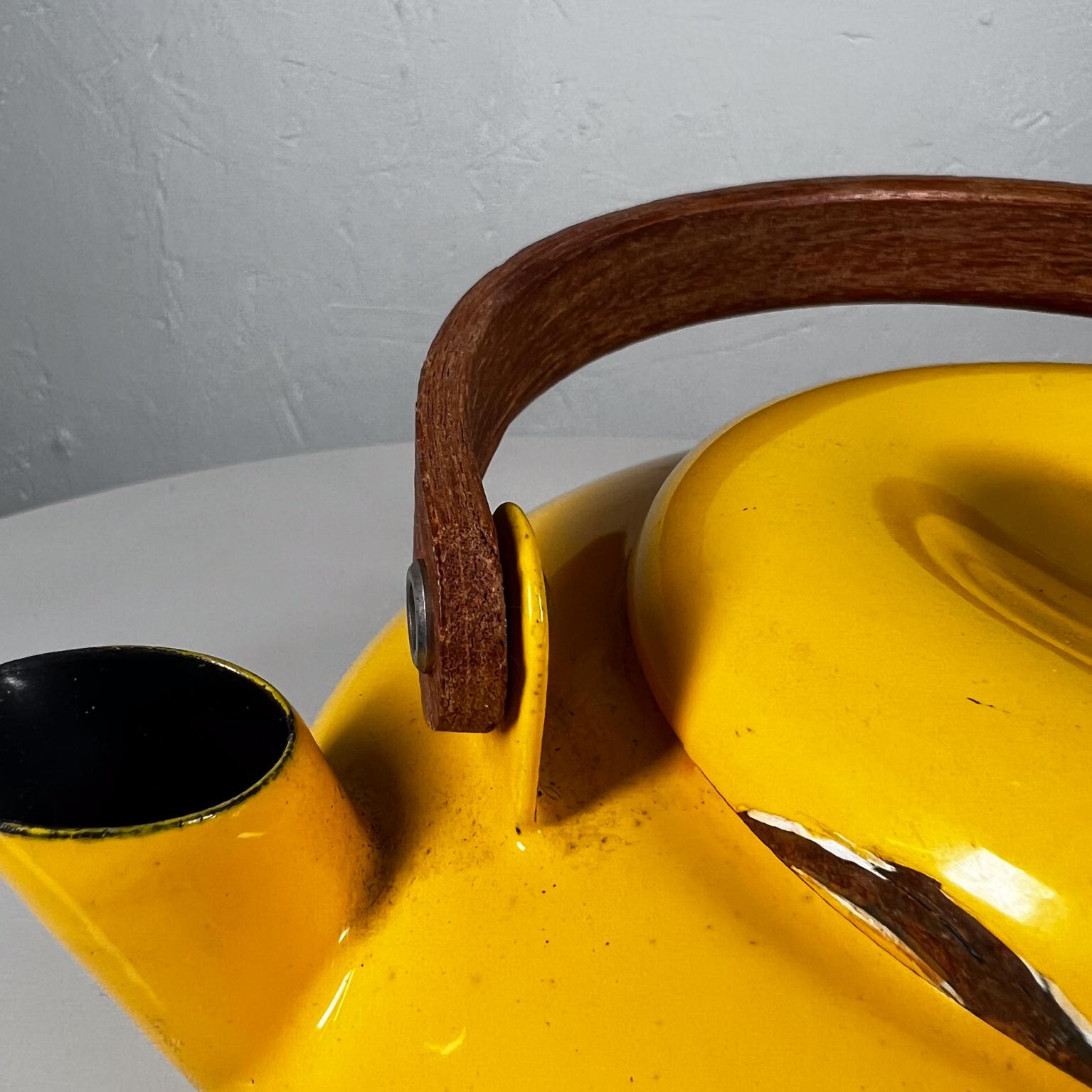 1980s Sam Lebowitz Yellow Enamel Tea Kettle Copco Japan 3