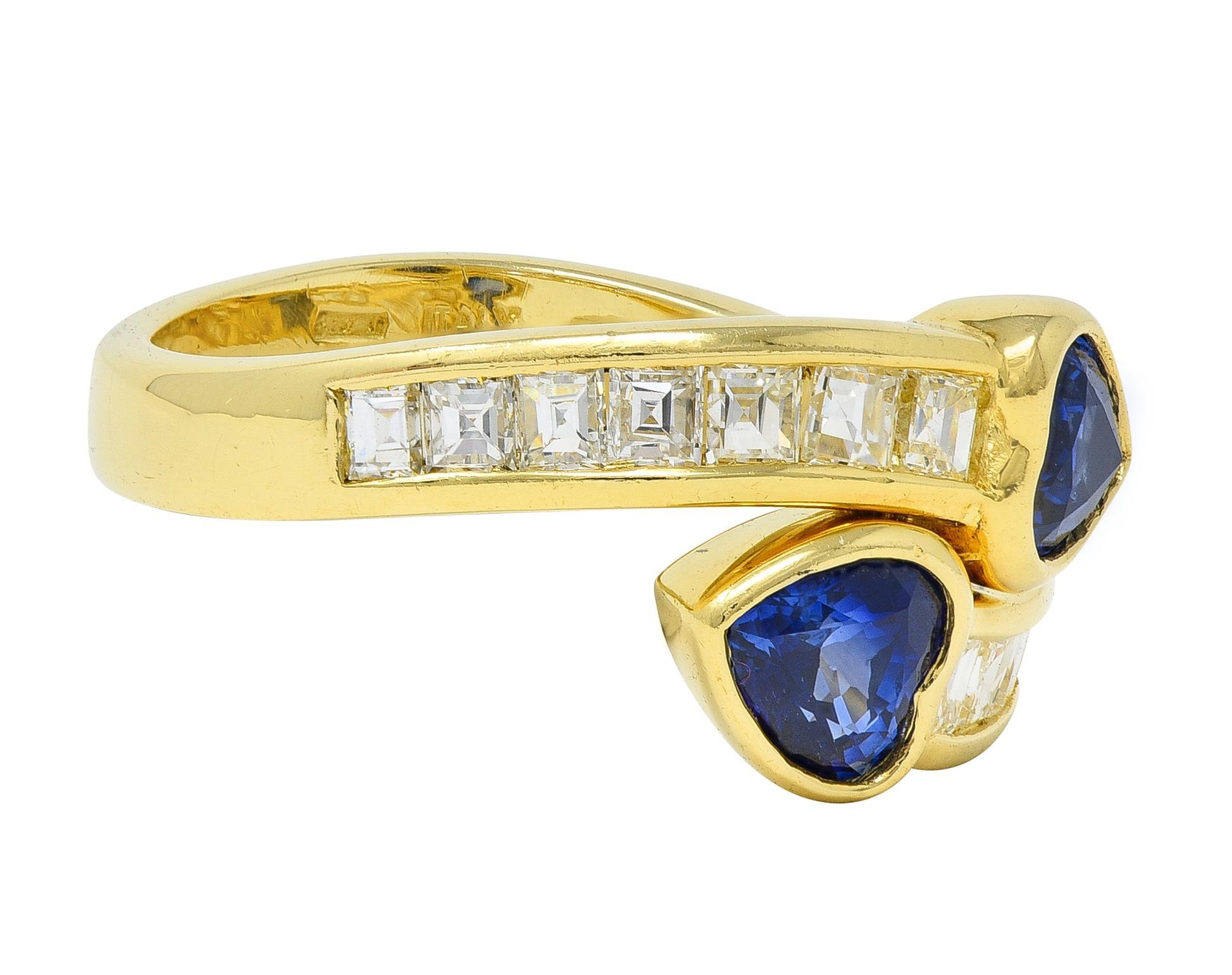 1980er Jahre Saphir Diamant 18 Karat Gelbgold Vintage Herz Bypass Ring (Herzschliff) im Angebot