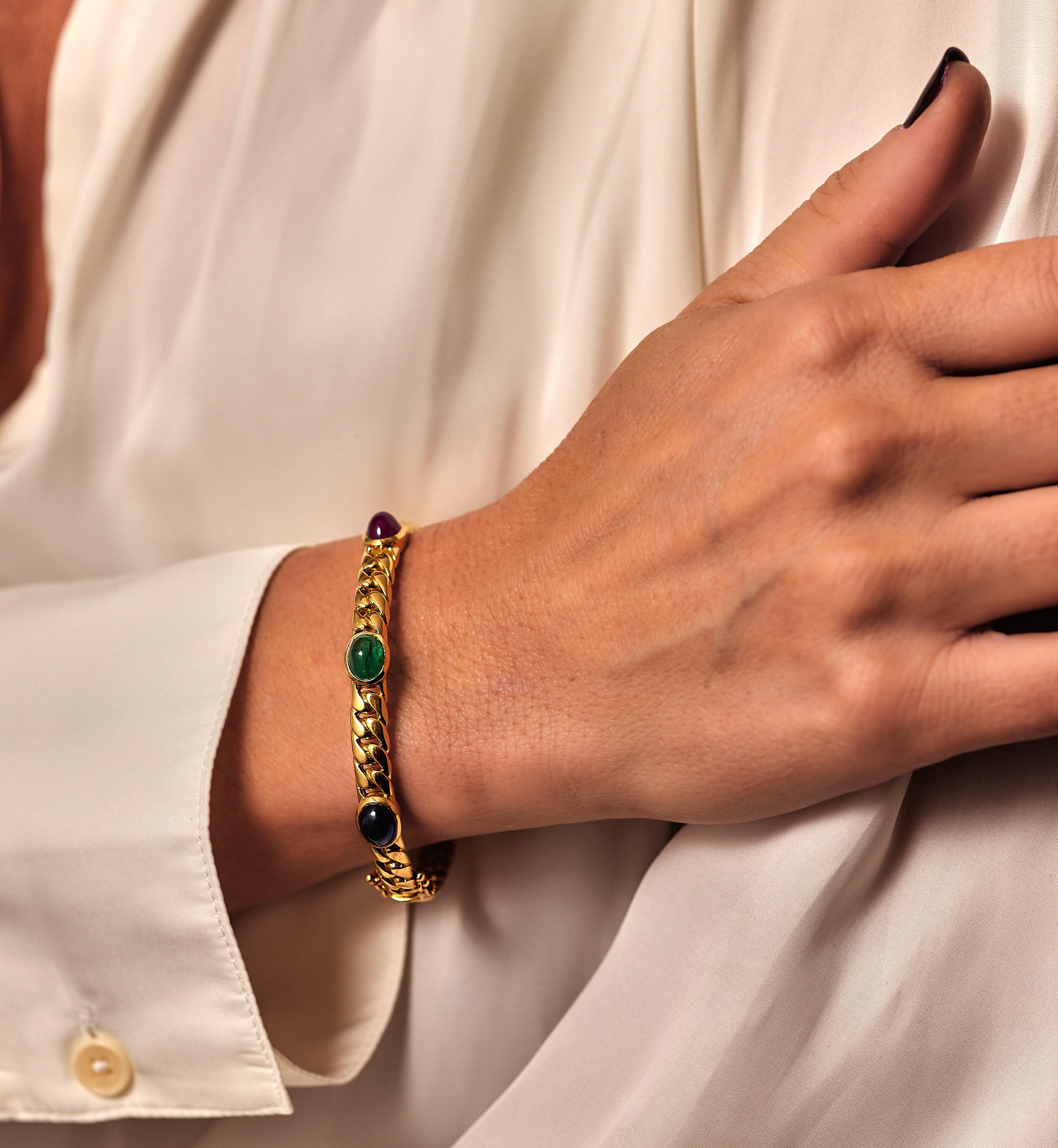 1980s Sapphire, Emerald and Ruby 18kt Curb Link Bangle For Sale 4