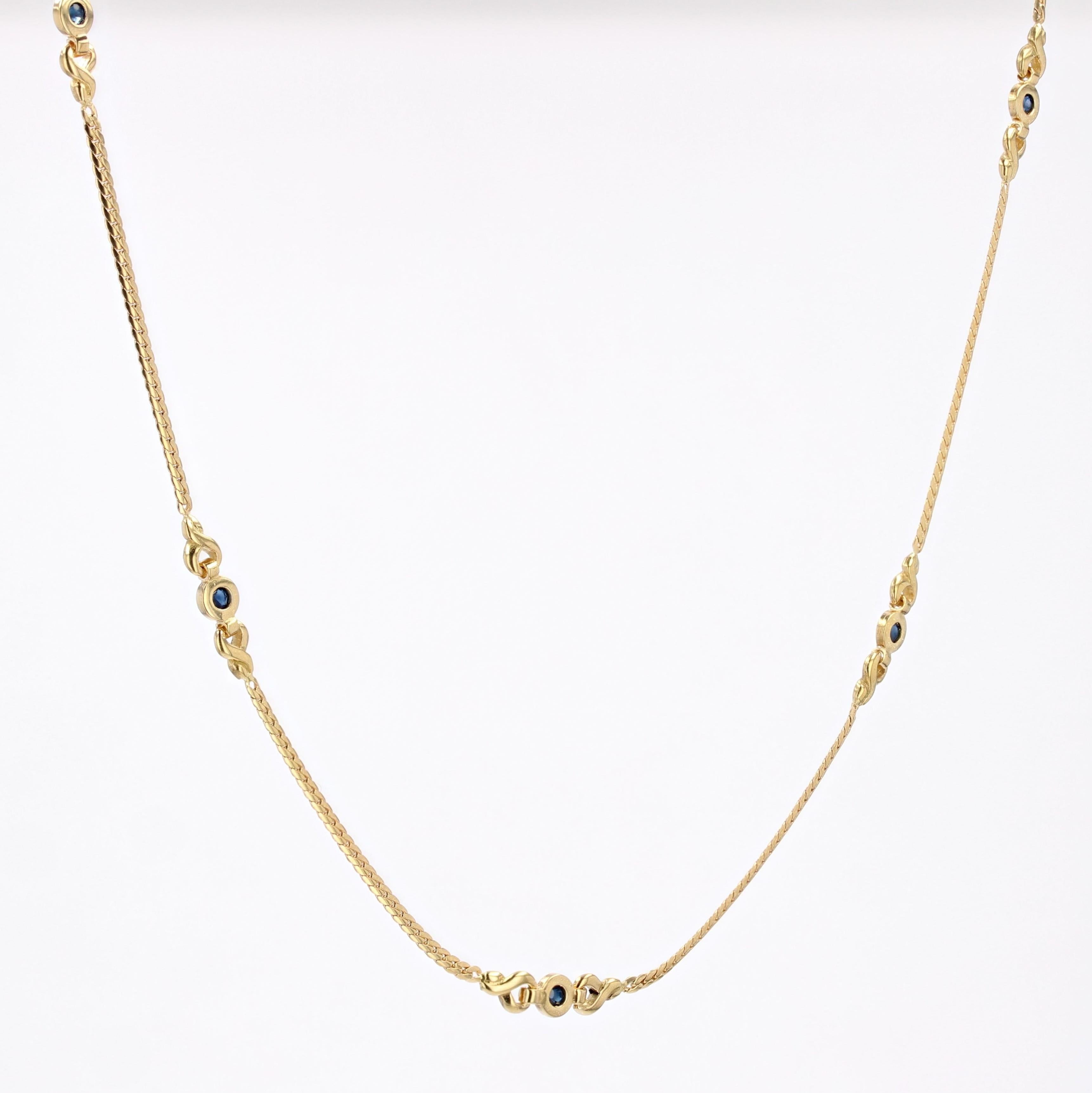 Women's 1980s Sapphires 18 Karat Yellow Gold Curb Chain Choker Necklace For Sale