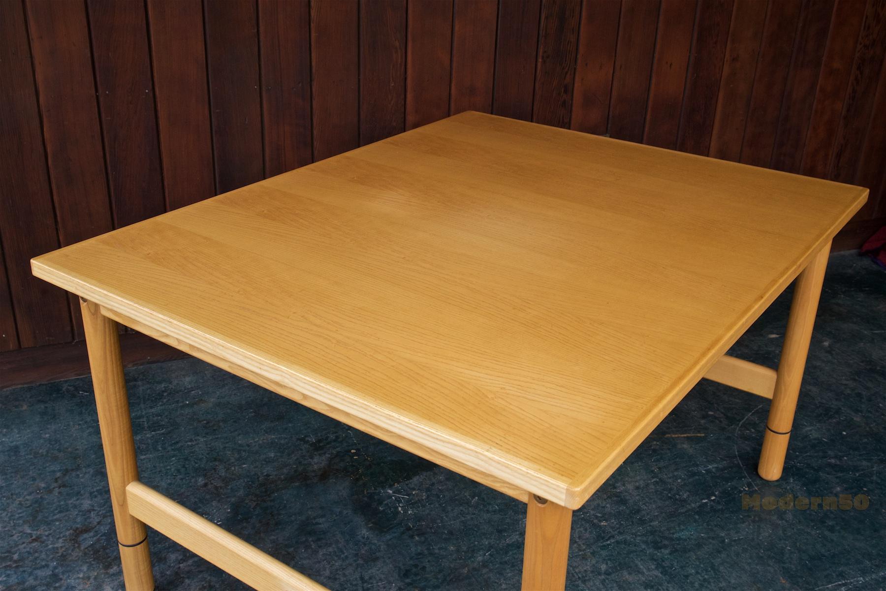 1980s Vintage Danish Scandinavian Birch Dining Table Work Desk In Fair Condition In Hyattsville, MD