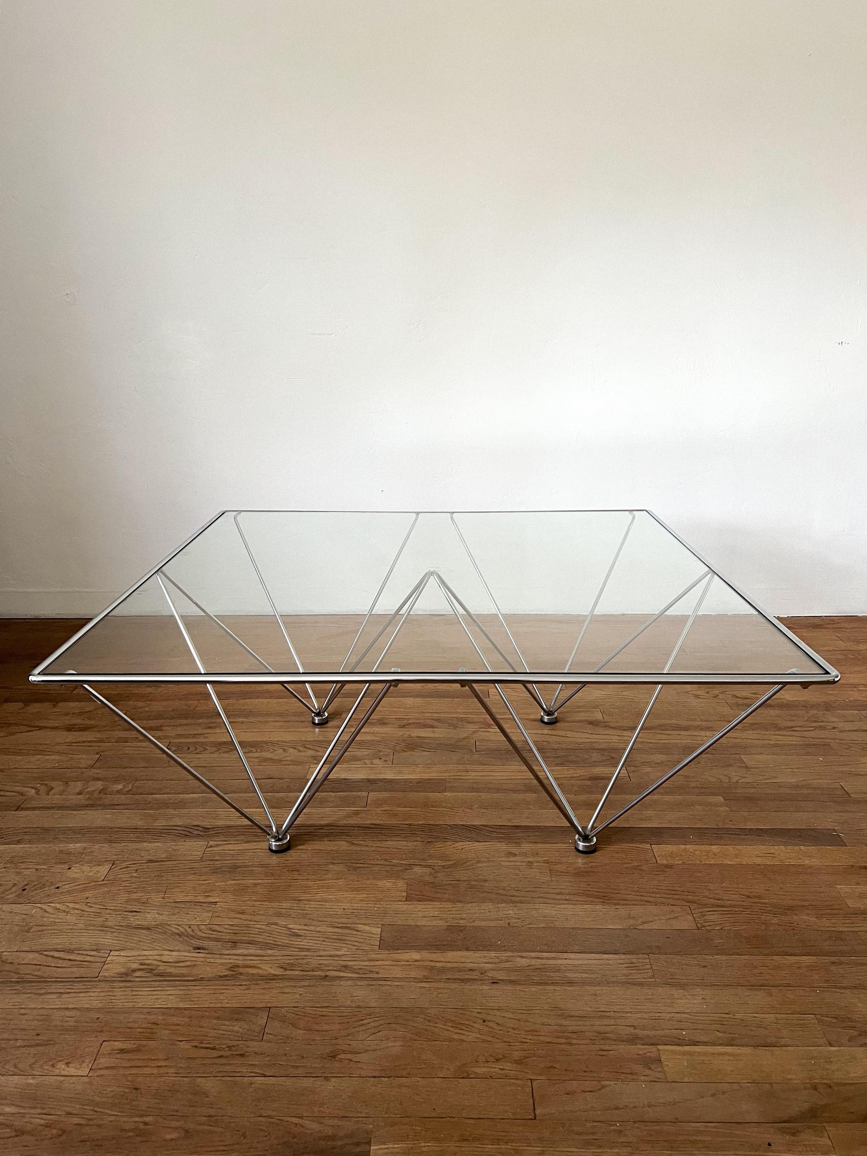 1980s Sculptural “Alanda” Coffee Table in the Style of Paolo Piva for B&b Italia For Sale 3