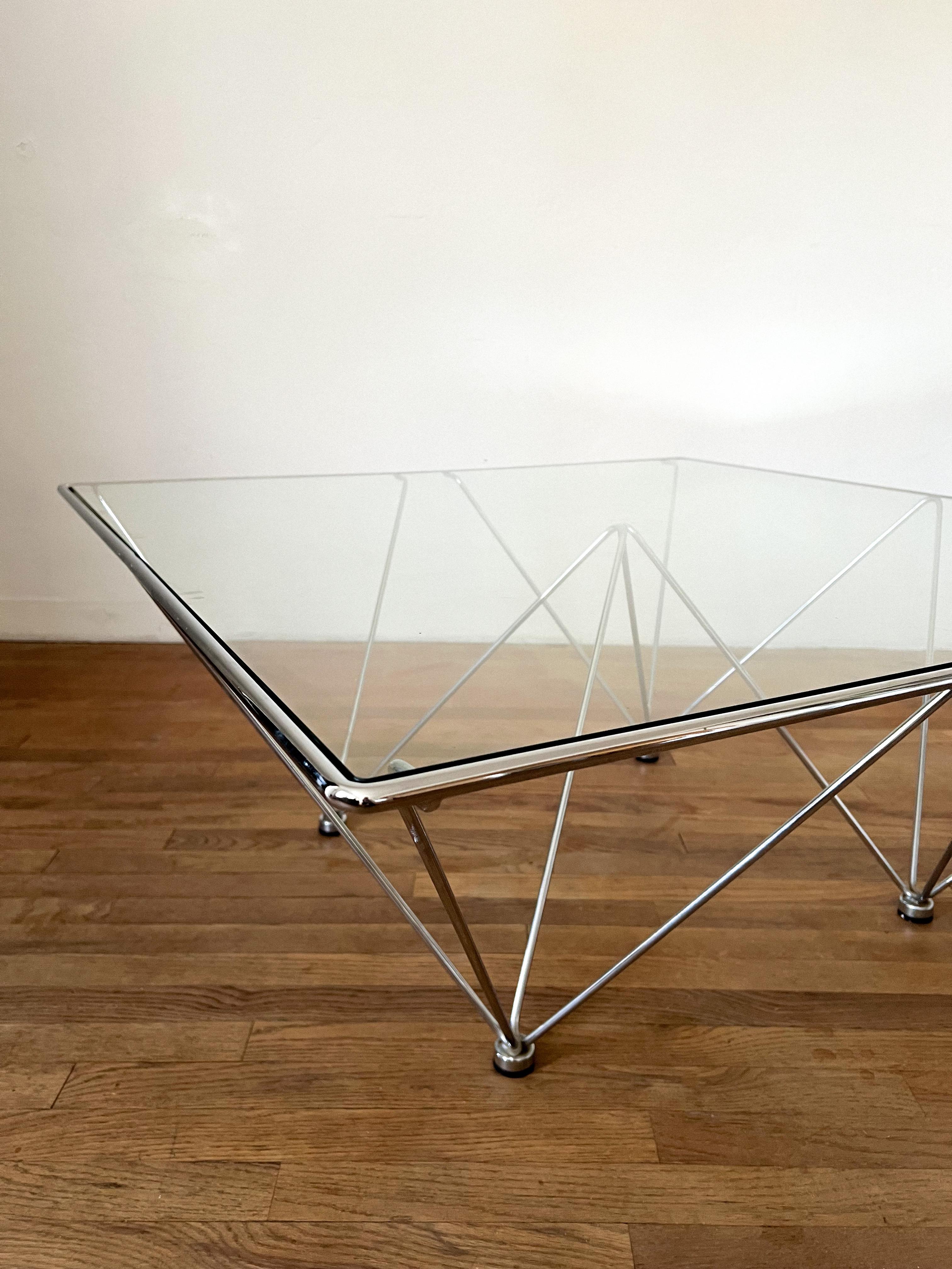 Late 20th Century 1980s Sculptural “Alanda” Coffee Table in the Style of Paolo Piva for B&b Italia For Sale