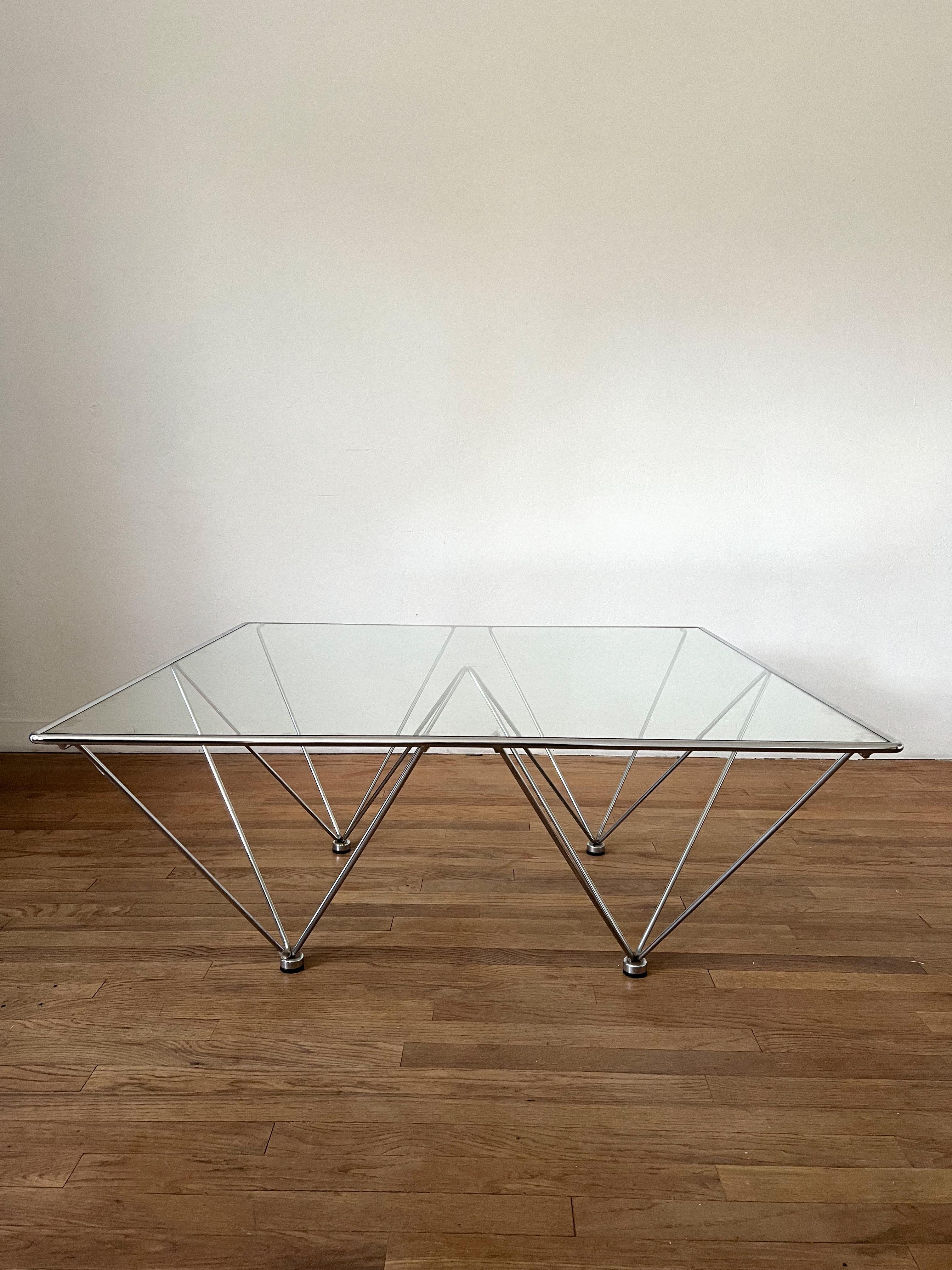 1980s Sculptural “Alanda” Coffee Table in the Style of Paolo Piva for B&b Italia For Sale 2
