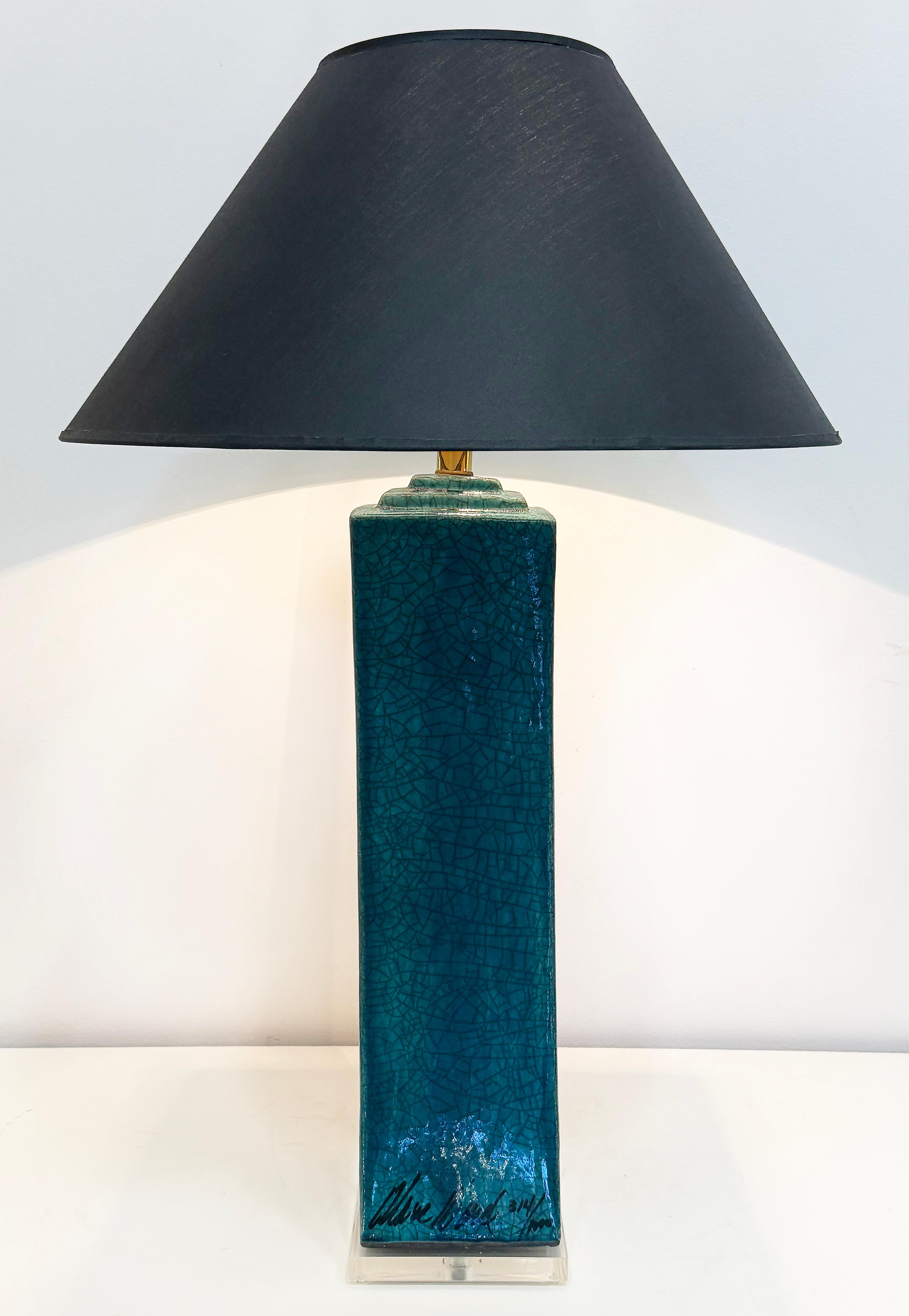 American 1980s Sculptural Ceramic Glazed  Table Lamp on Lucite Base, Signed and Numbered For Sale