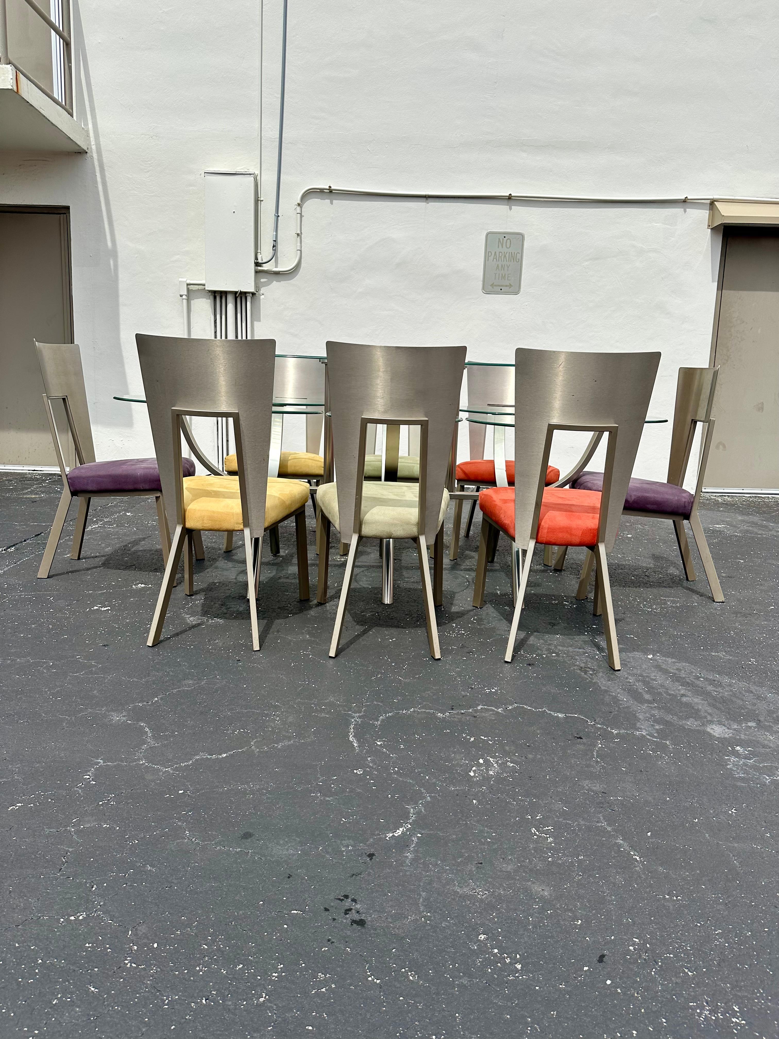 Postmoderne Table sculpturale DIA de salle à manger circulaire ovale des années 1980, lot de 9 en vente