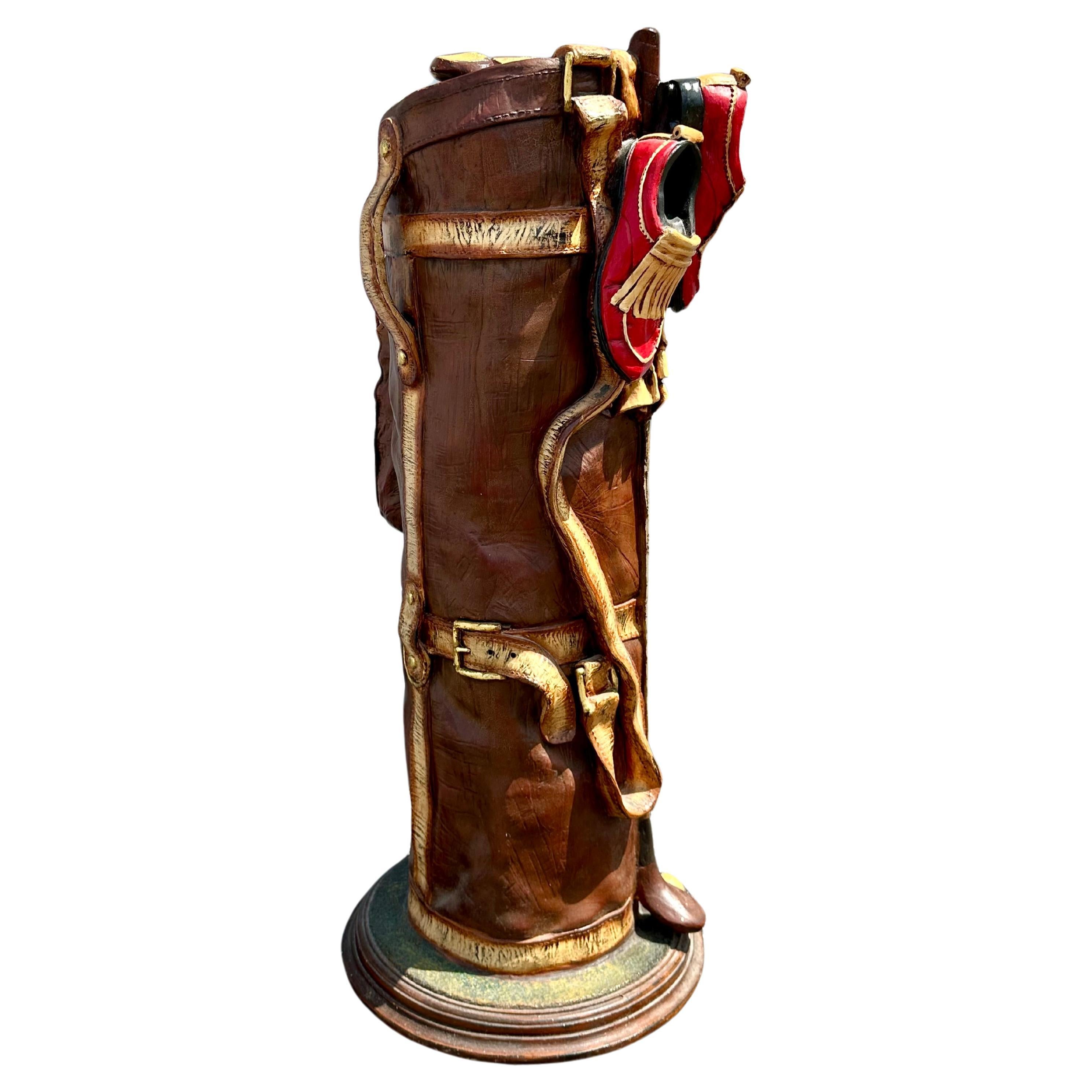 Skulpturaler handgefertigter, bemalter und lackierter Vitrinenschrank aus Faux Golf Club, 1980er Jahre