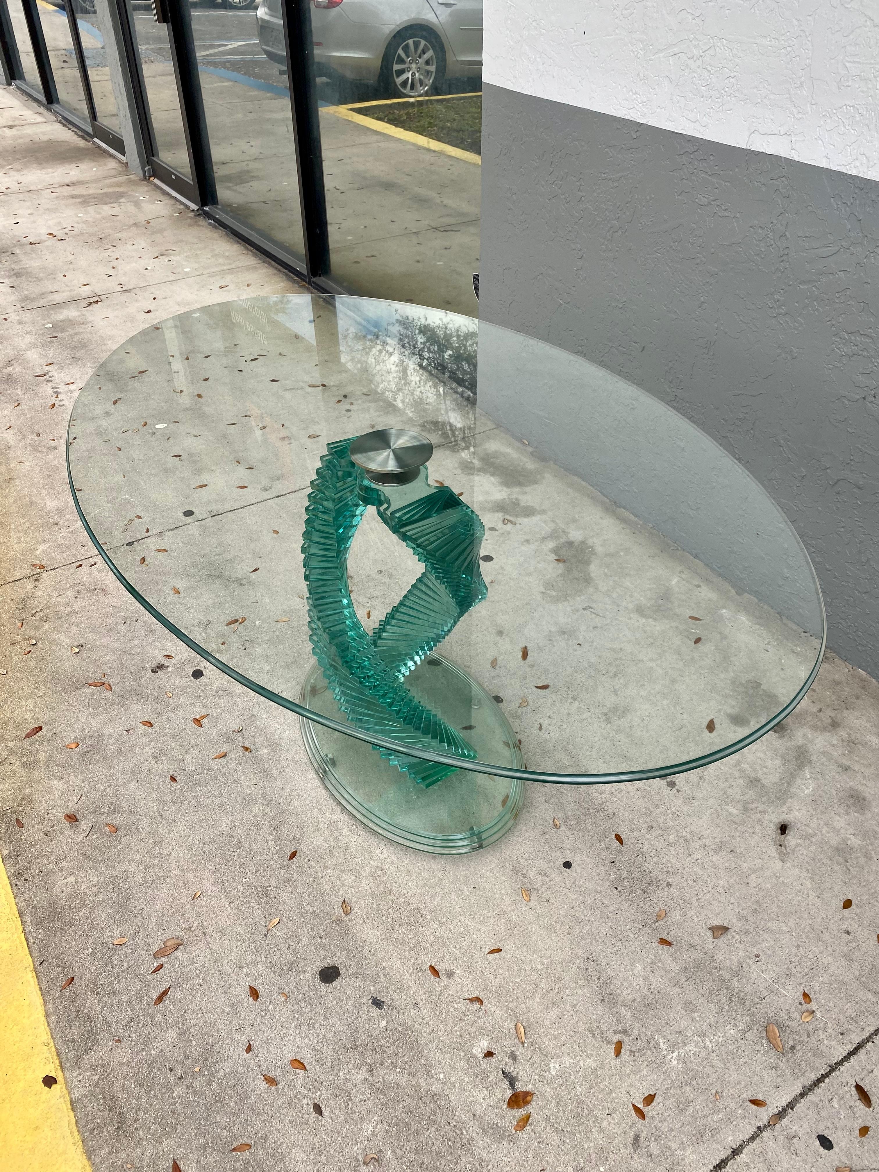 Post-Modern 1980s Sculptural Helix Spiral Swivel Top Glass Dining Table For Sale