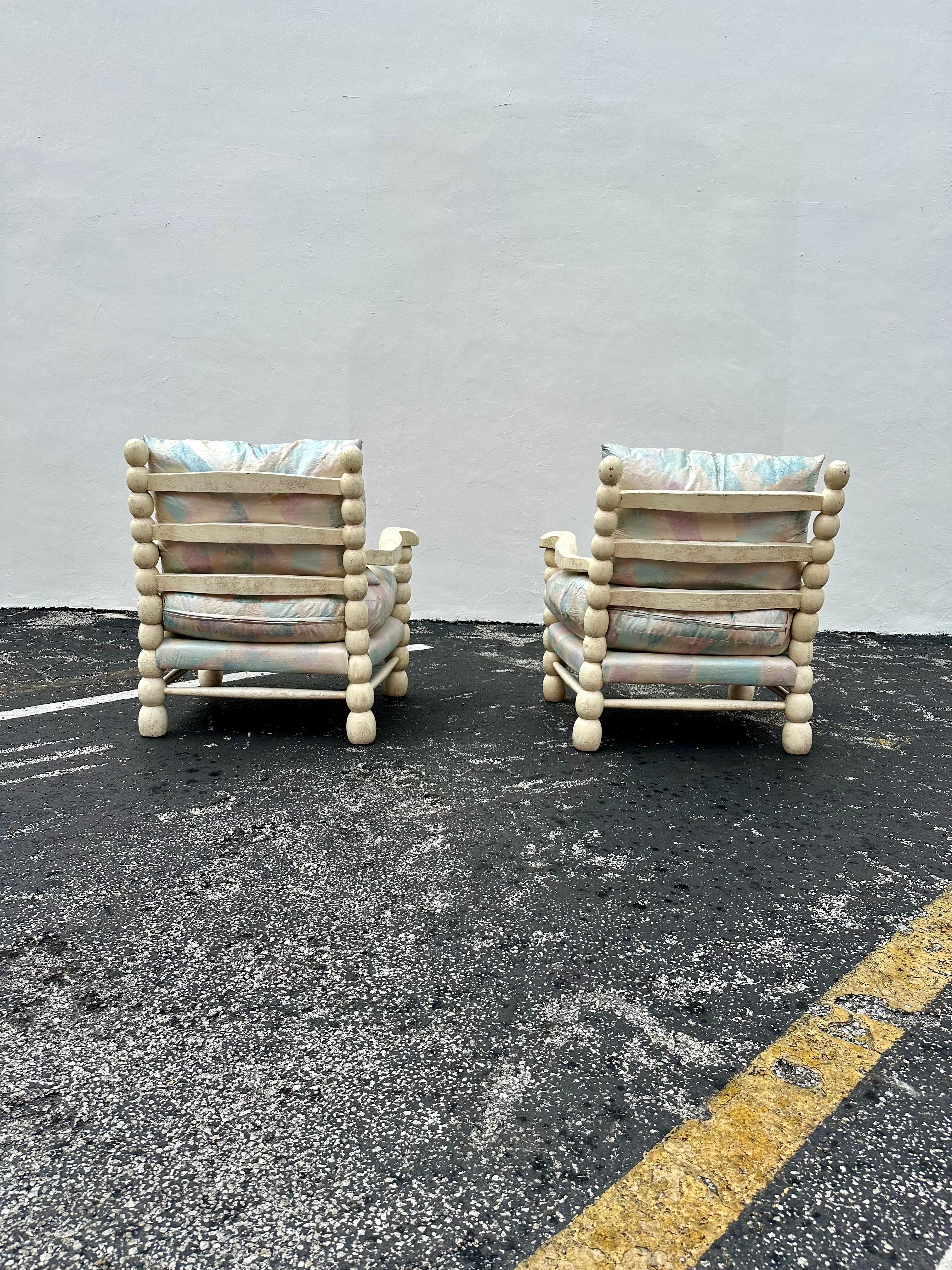 1980s Pastel Maitland Smith Gustavian Bobbin Style Rustic Chairs, Set of 2 In Good Condition For Sale In Fort Lauderdale, FL