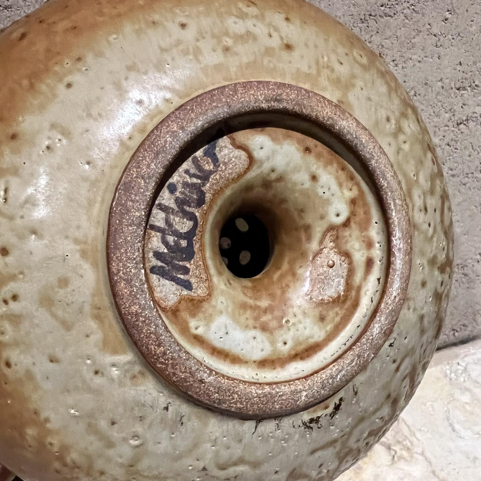 Plato Cubierto de Arte Escultórico de Studio Pottery de los años 80 en venta 3