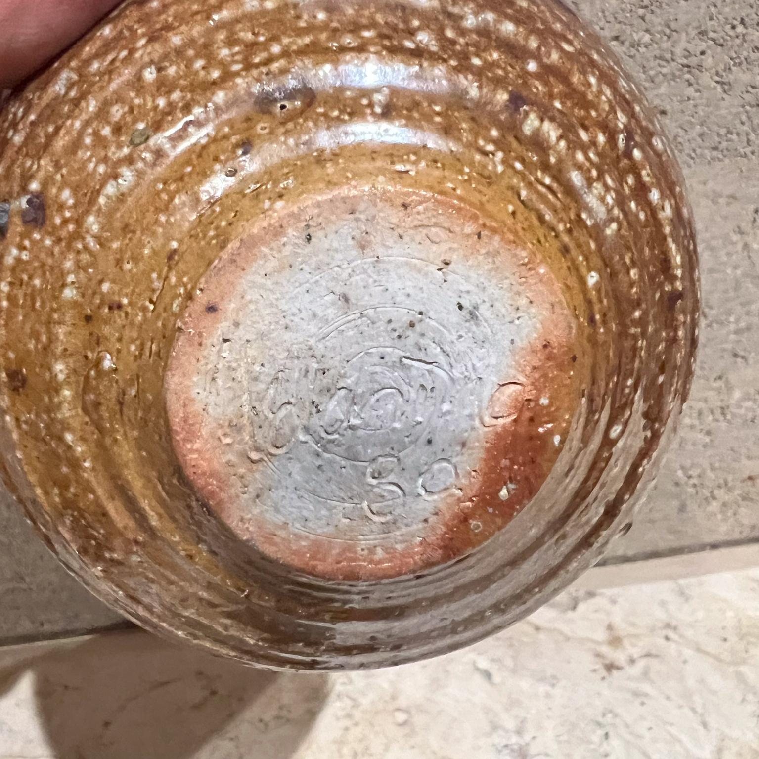 Plato Cubierto de Arte Escultórico de Studio Pottery de los años 80 Moderno en venta