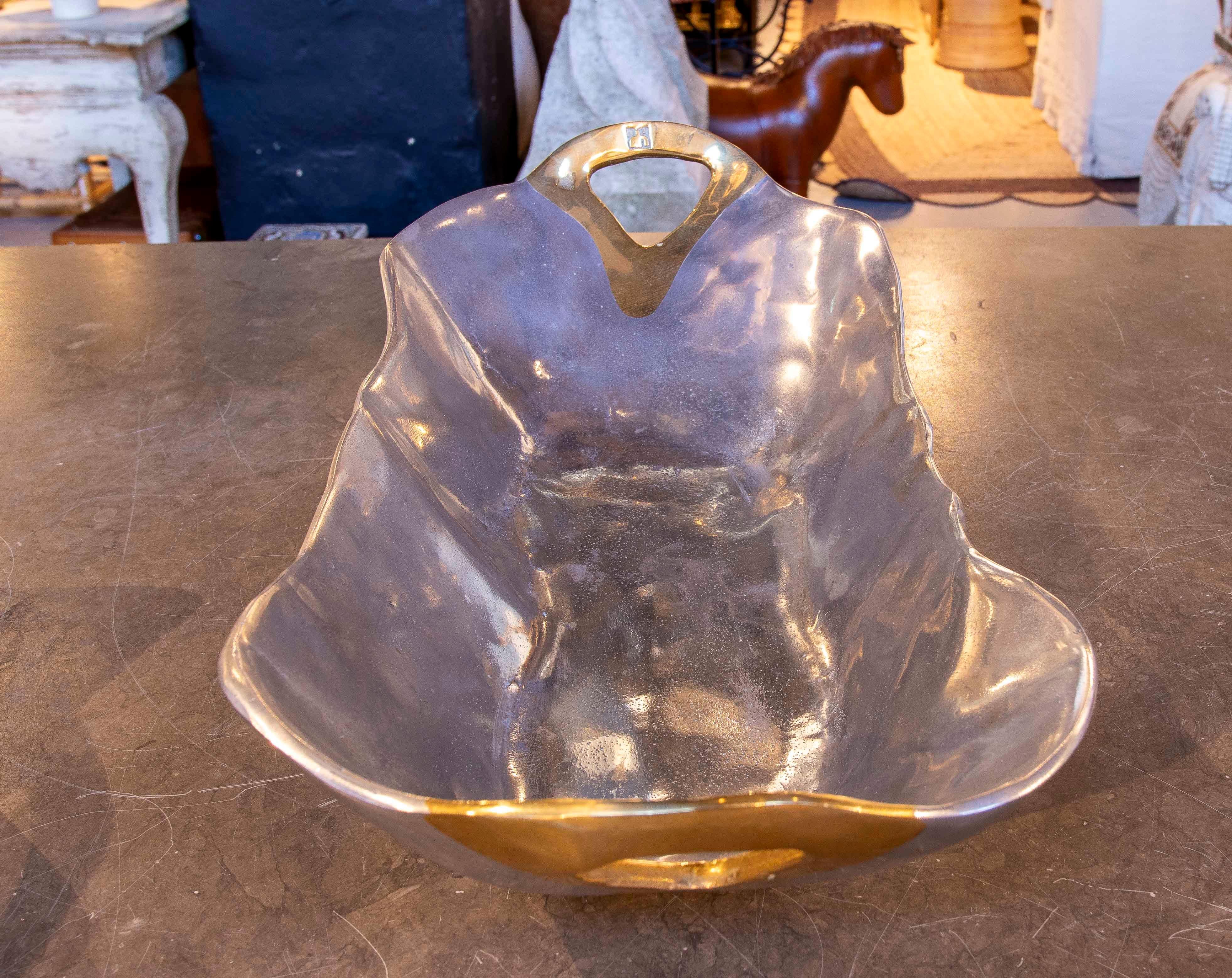 Vassoio scultura anni '80 di David Marshall in alluminio e ottone In condizioni buone in vendita a Marbella, ES