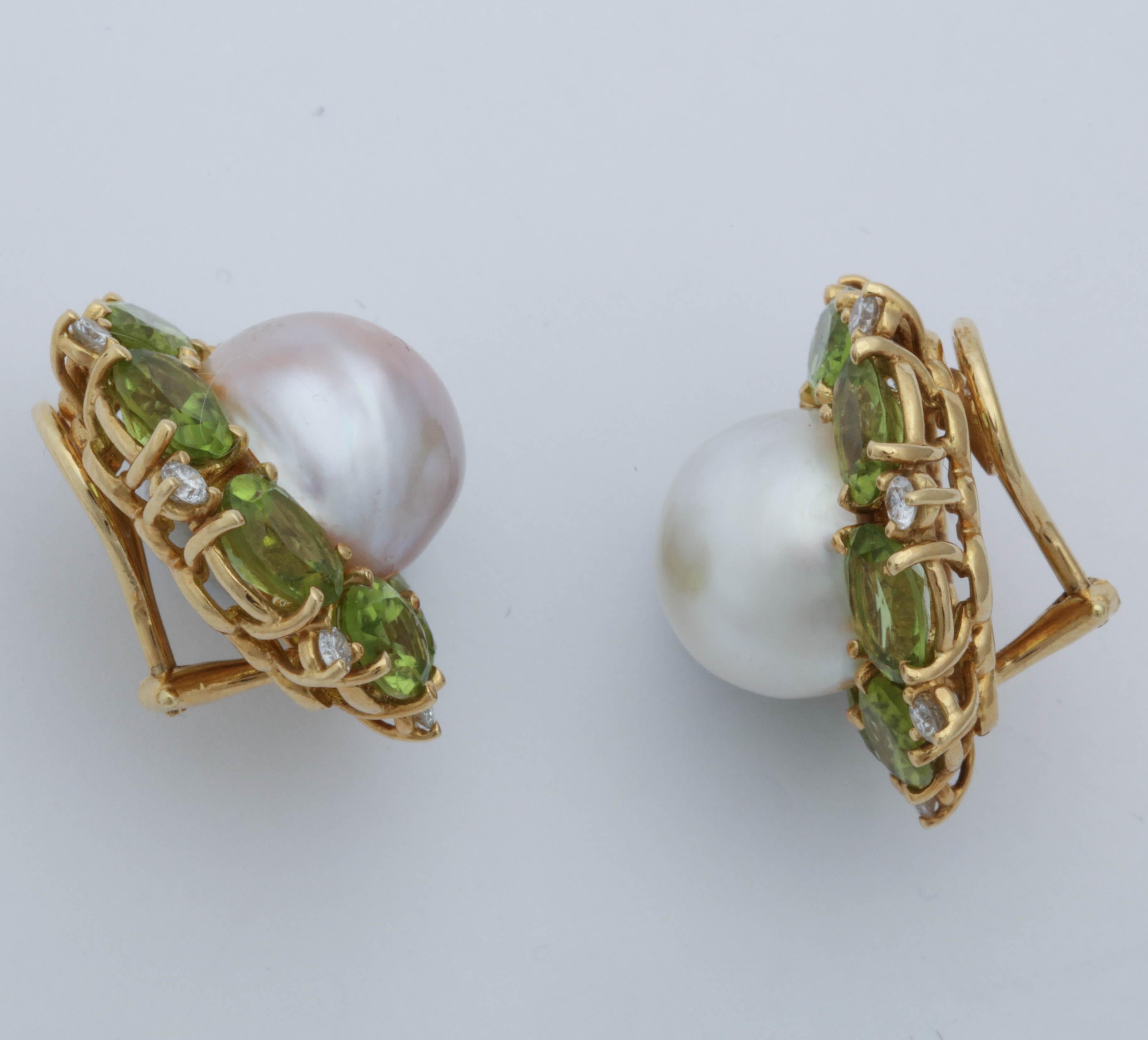1980s Seaman Schepps South Sea Pearl with Peridots and Diamonds Earclips In Good Condition In New York, NY