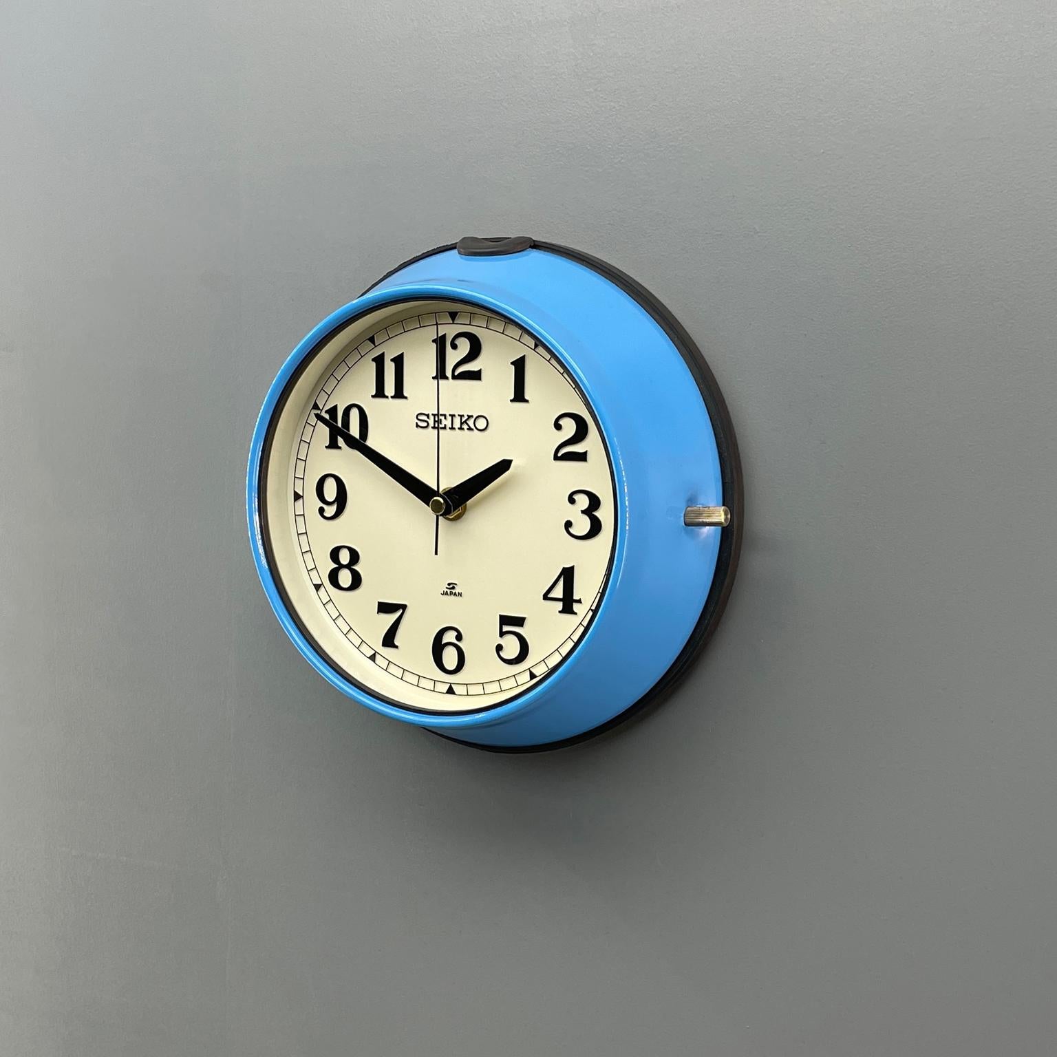 1980s Seiko Blue and White Retro Vintage Industrial Antique Steel Quartz Clock 4
