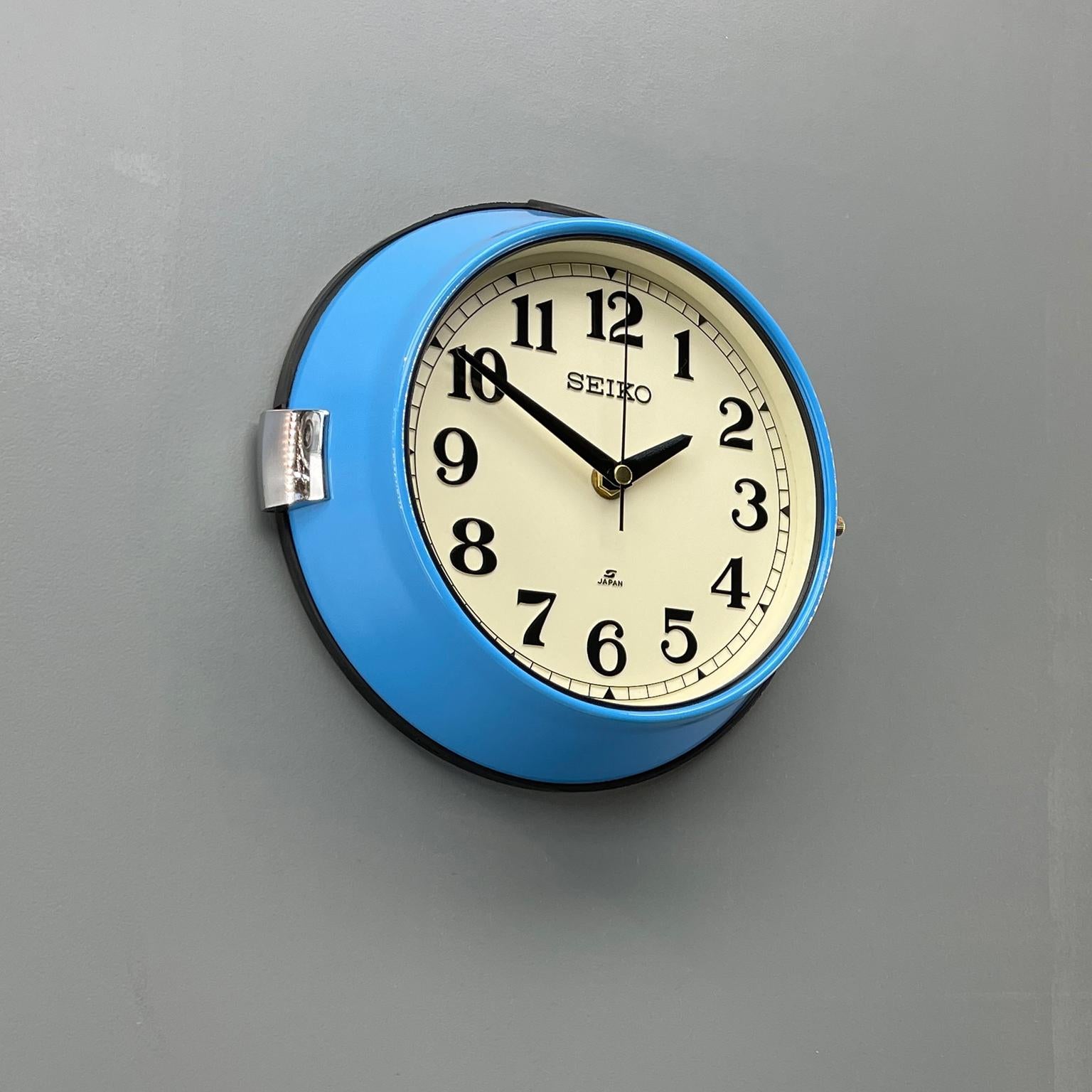 1980s Seiko Blue and White Retro Vintage Industrial Antique Steel Quartz Clock 6
