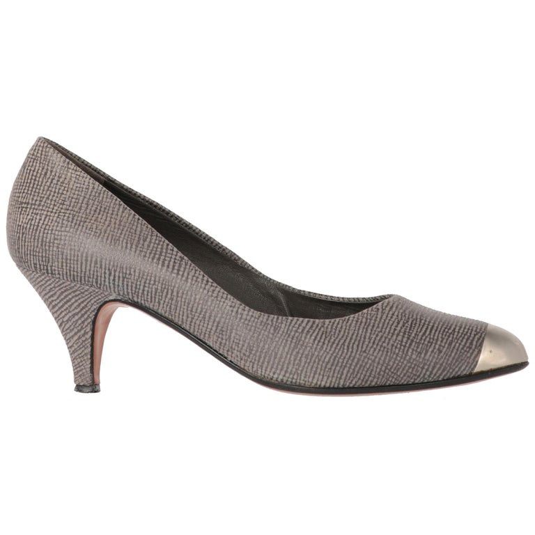 1980s Sergio Rossi Grey Low-heeled Pumps For Sale