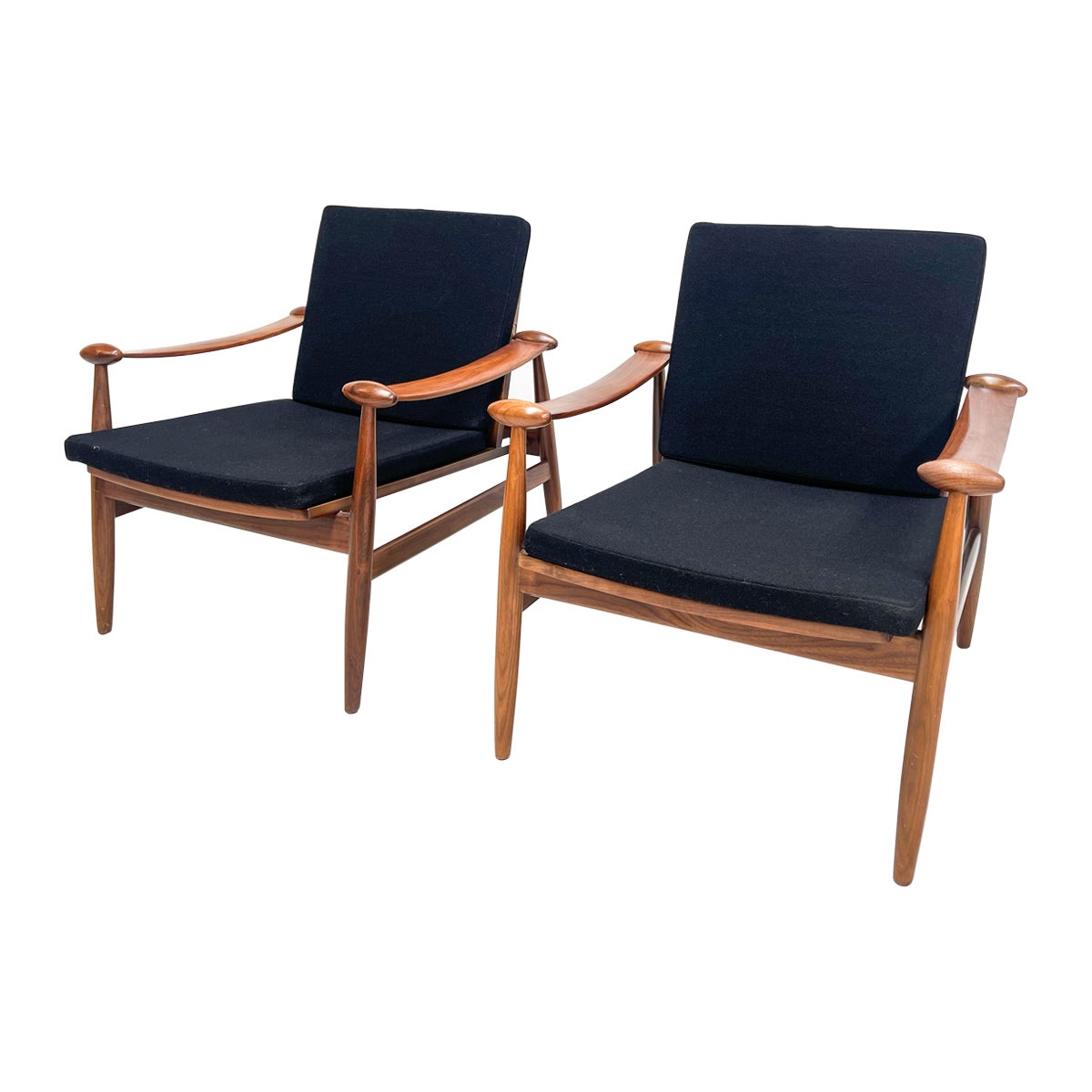 1980
s Set of 2 FD133 Finn Juhl Easy Chairs for France 
Son