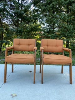 1980s, Set of 2 Orange Mid-Century Modern Style Accent Chairs