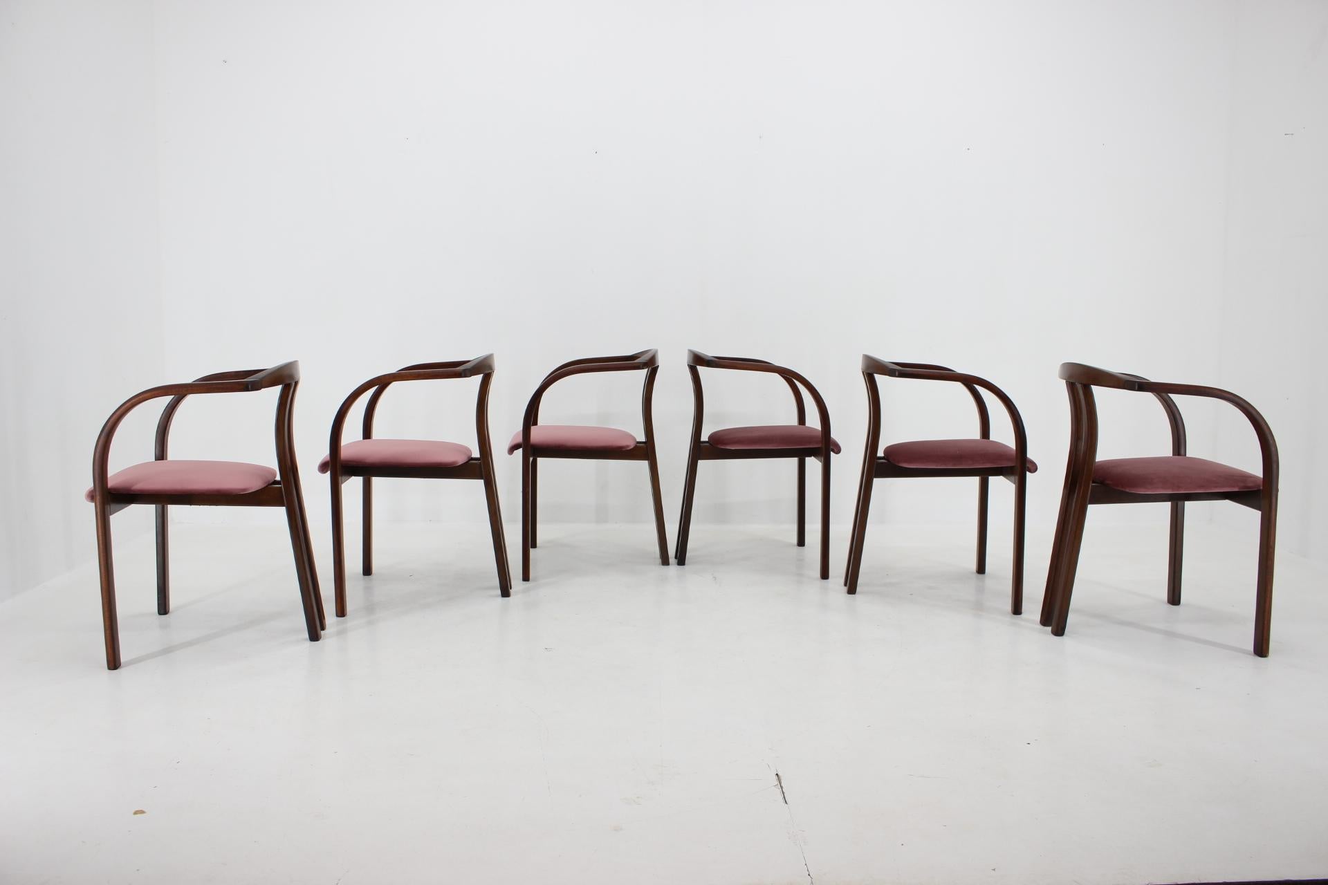 Mid-Century Modern 1980s Set of 6 Rare Dining/Side Chairs by TON For Sale