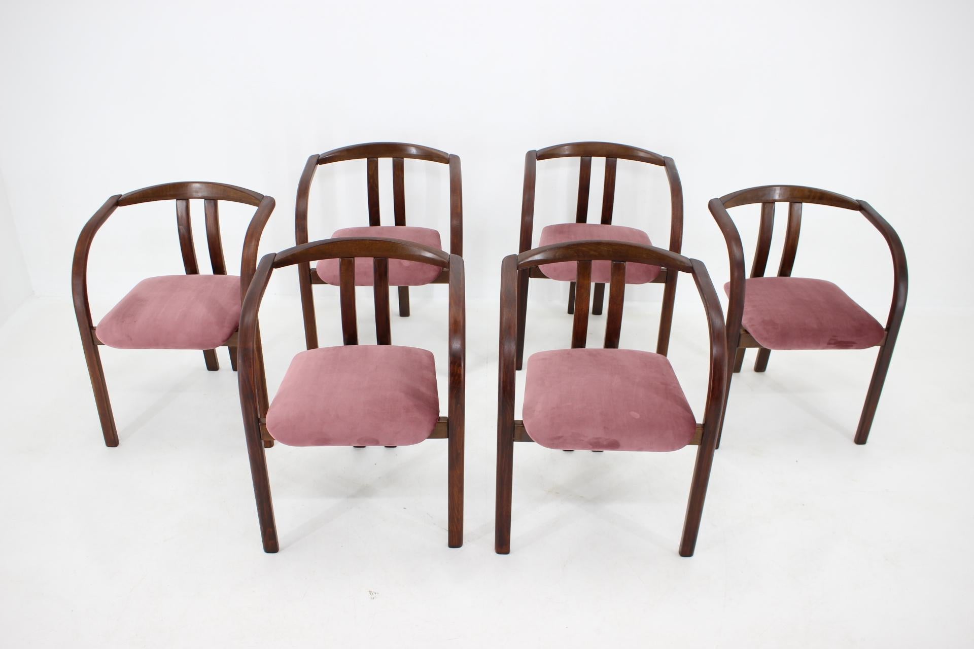 Wood 1980s Set of 6 Rare Dining/Side Chairs by TON For Sale
