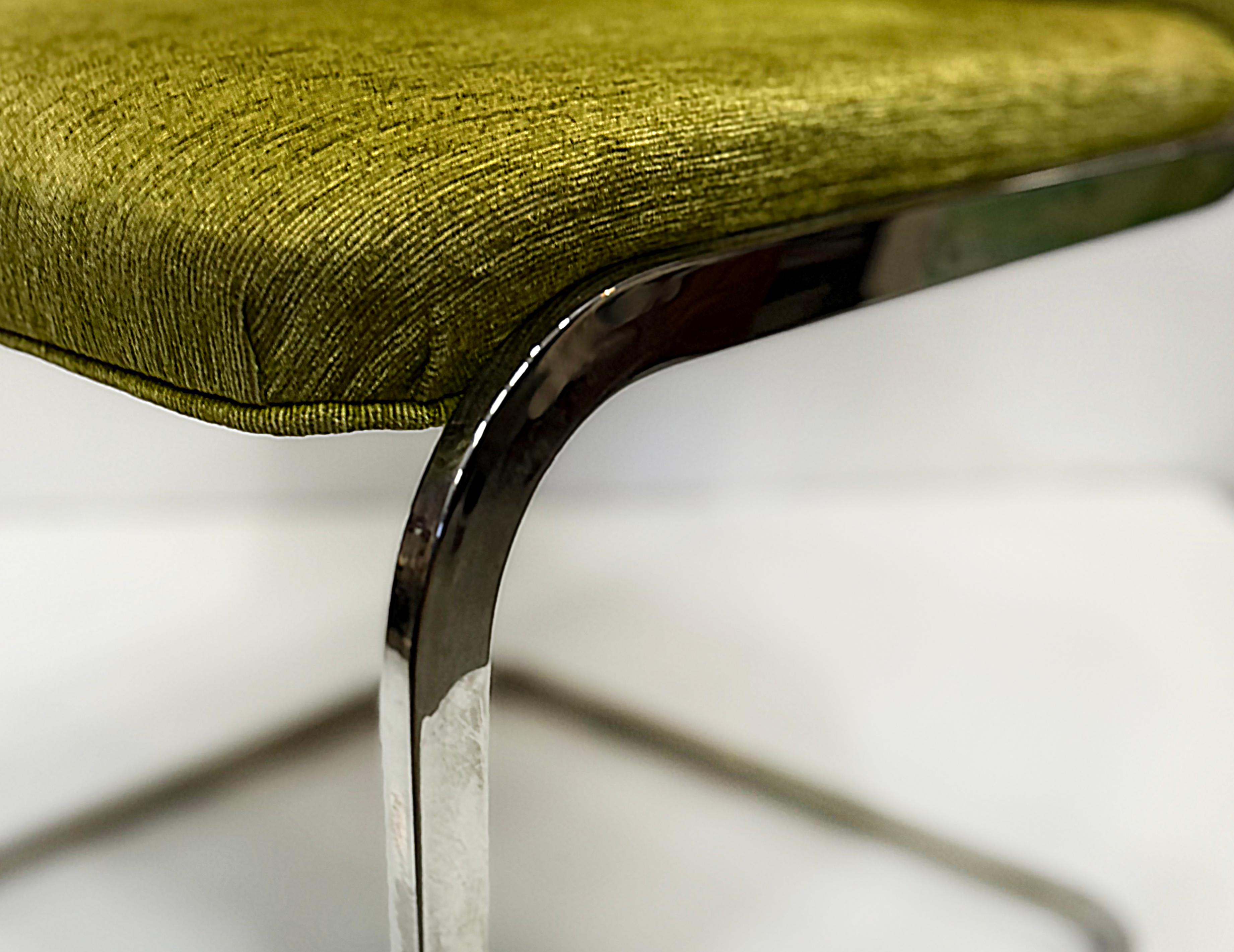 Juego de 8 sillas de comedor cantilever de acero cromado de los años 80, atribuido a Pace Furniture en venta 3