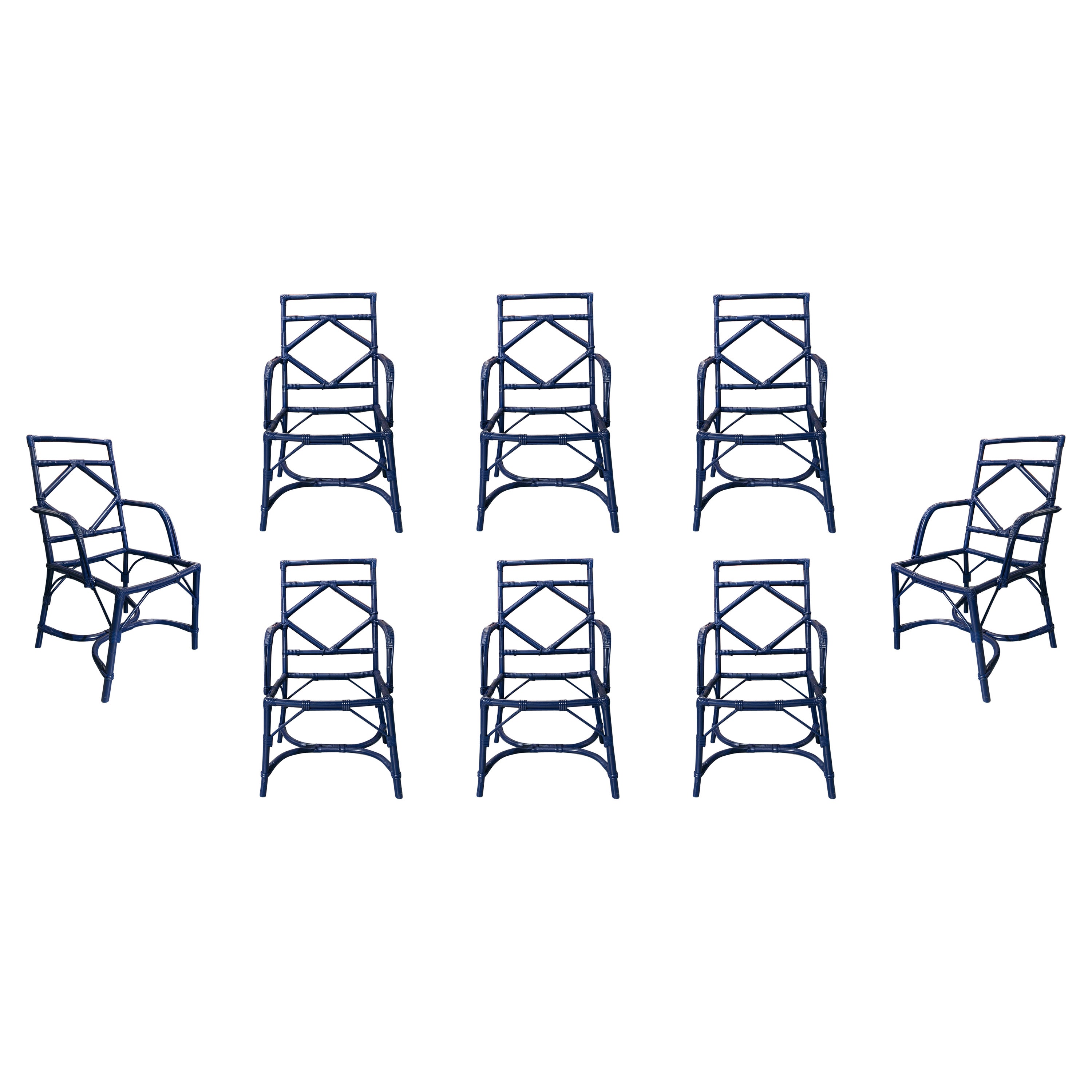 Ensemble de huit chaises en bambou et osier peintes en bleu, années 1980