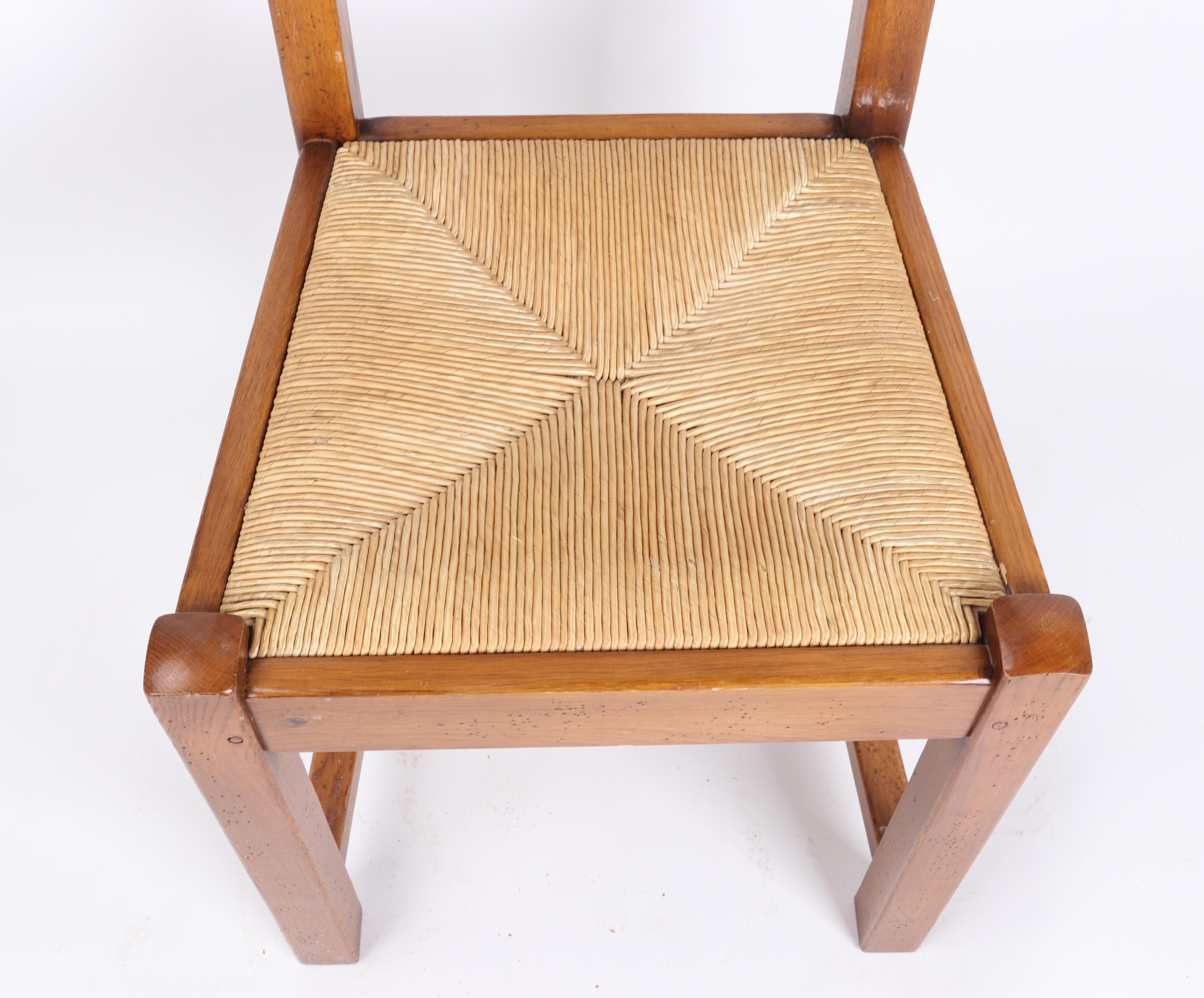 1980s Set of Eight Wooden Chairs with Rope Seat  For Sale 6