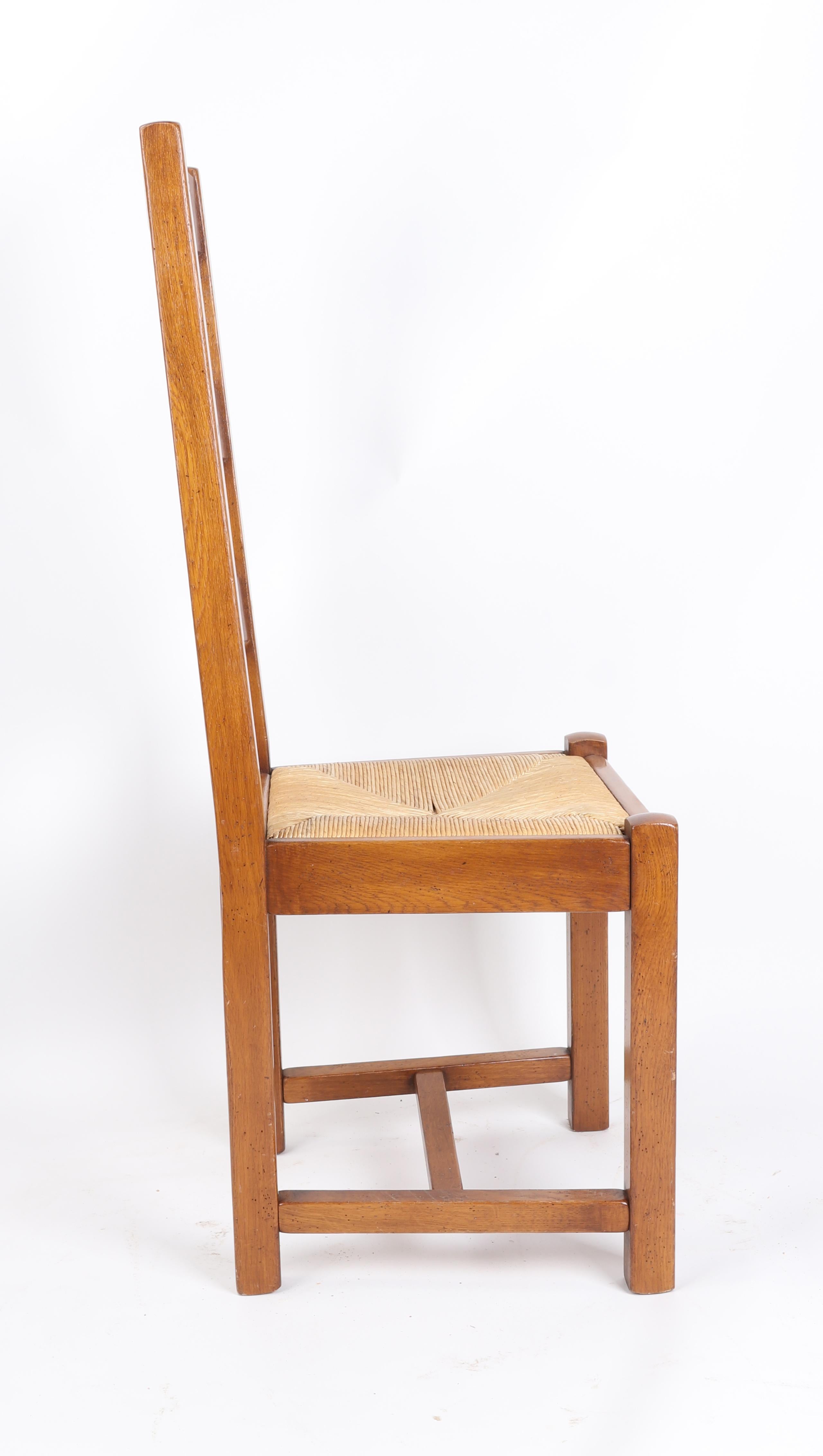 1980er Satz von acht Holzstühlen mit Seilsitz  im Zustand „Gut“ im Angebot in Marbella, ES