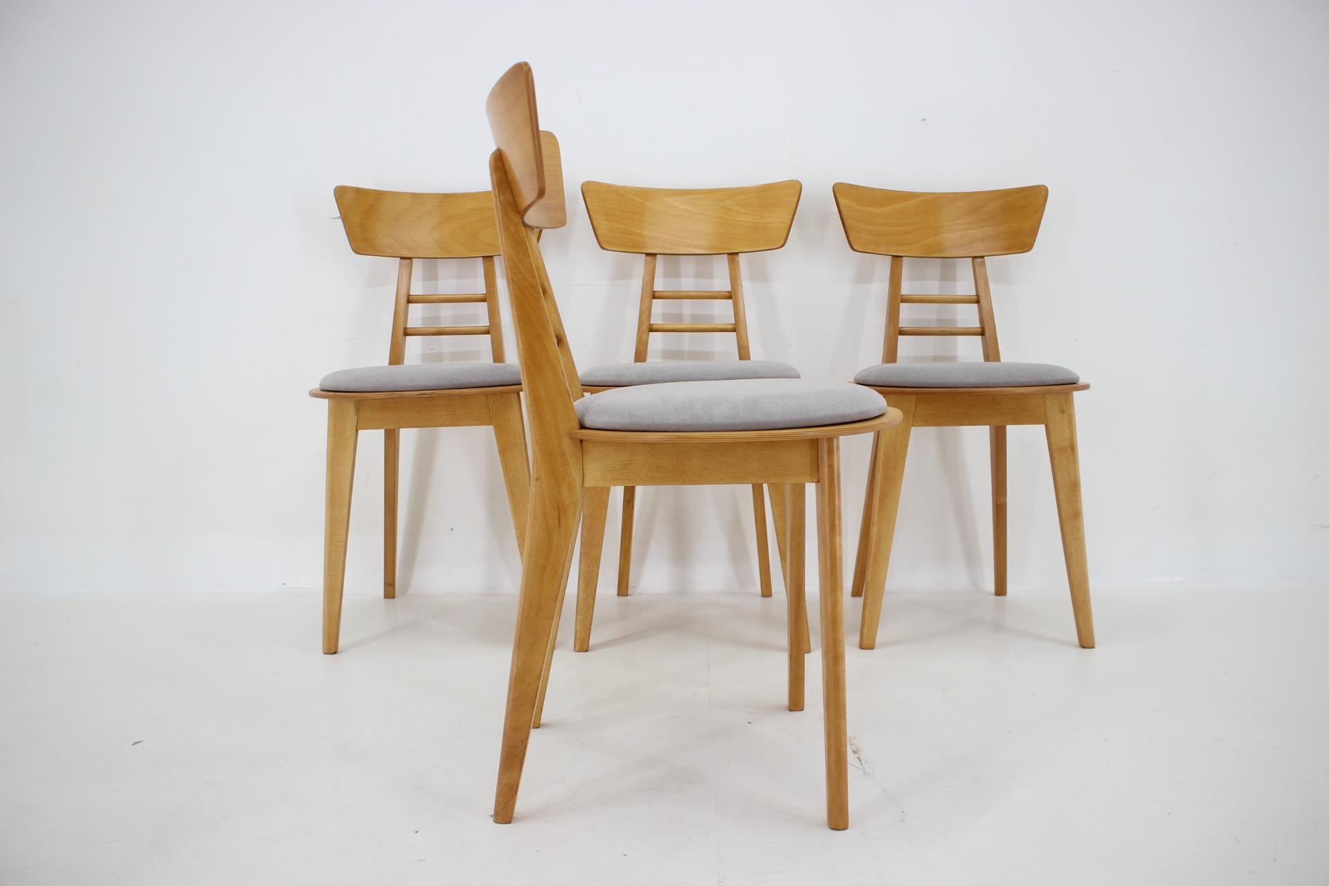 1980s Set of Four Dining Chairs by Ton, Czechoslovakia For Sale 4