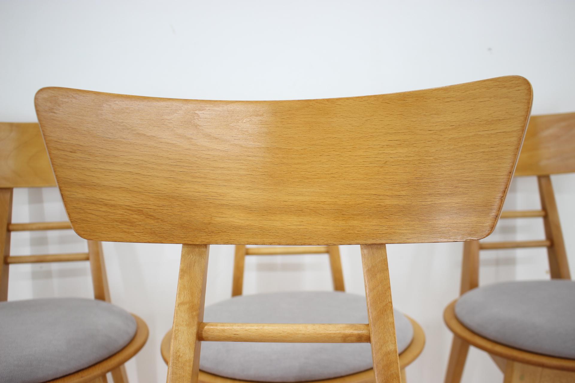 1980s Set of Four Dining Chairs by Ton, Czechoslovakia For Sale 7